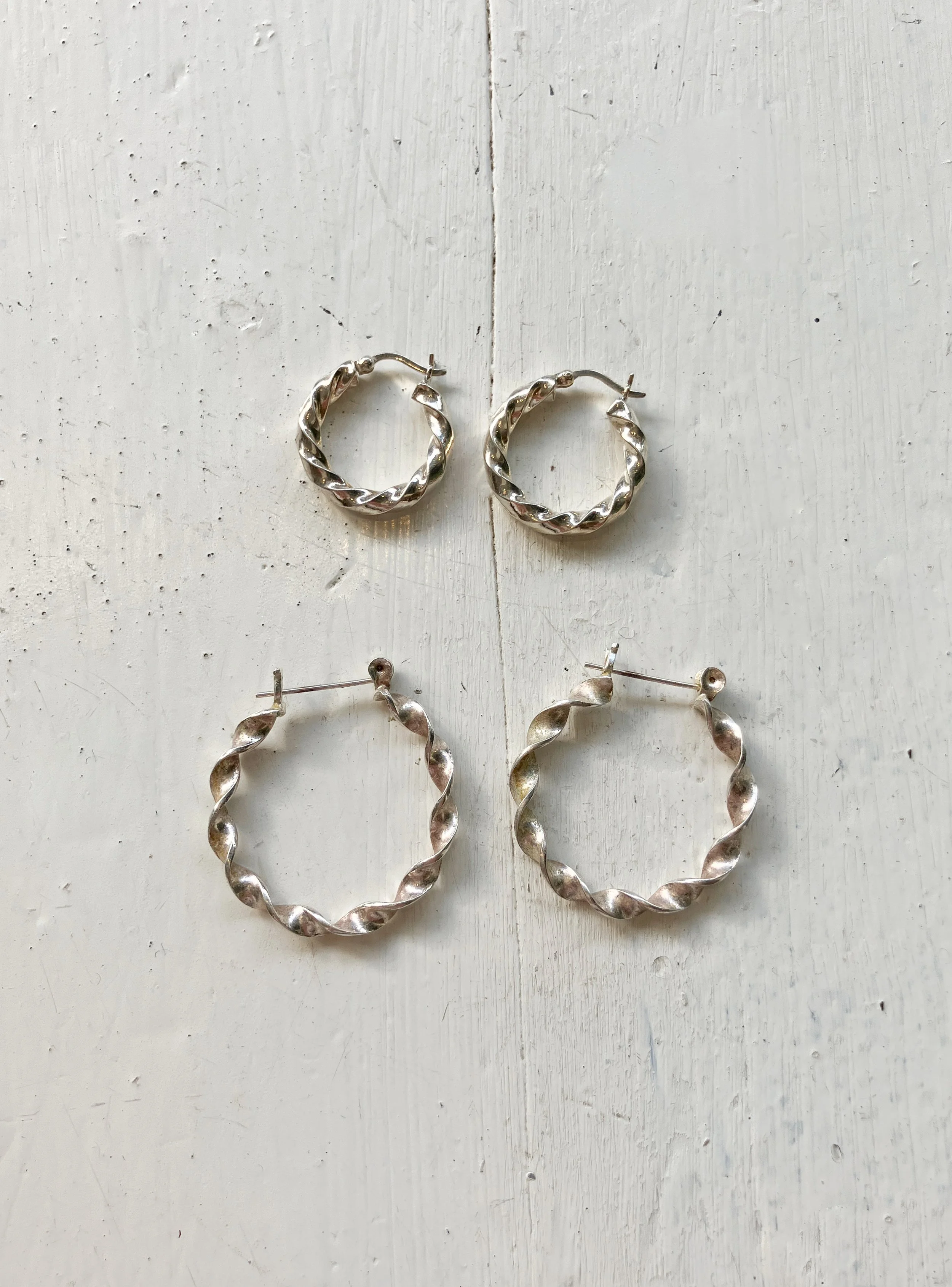 twist hoops (1 of 4).jpg
