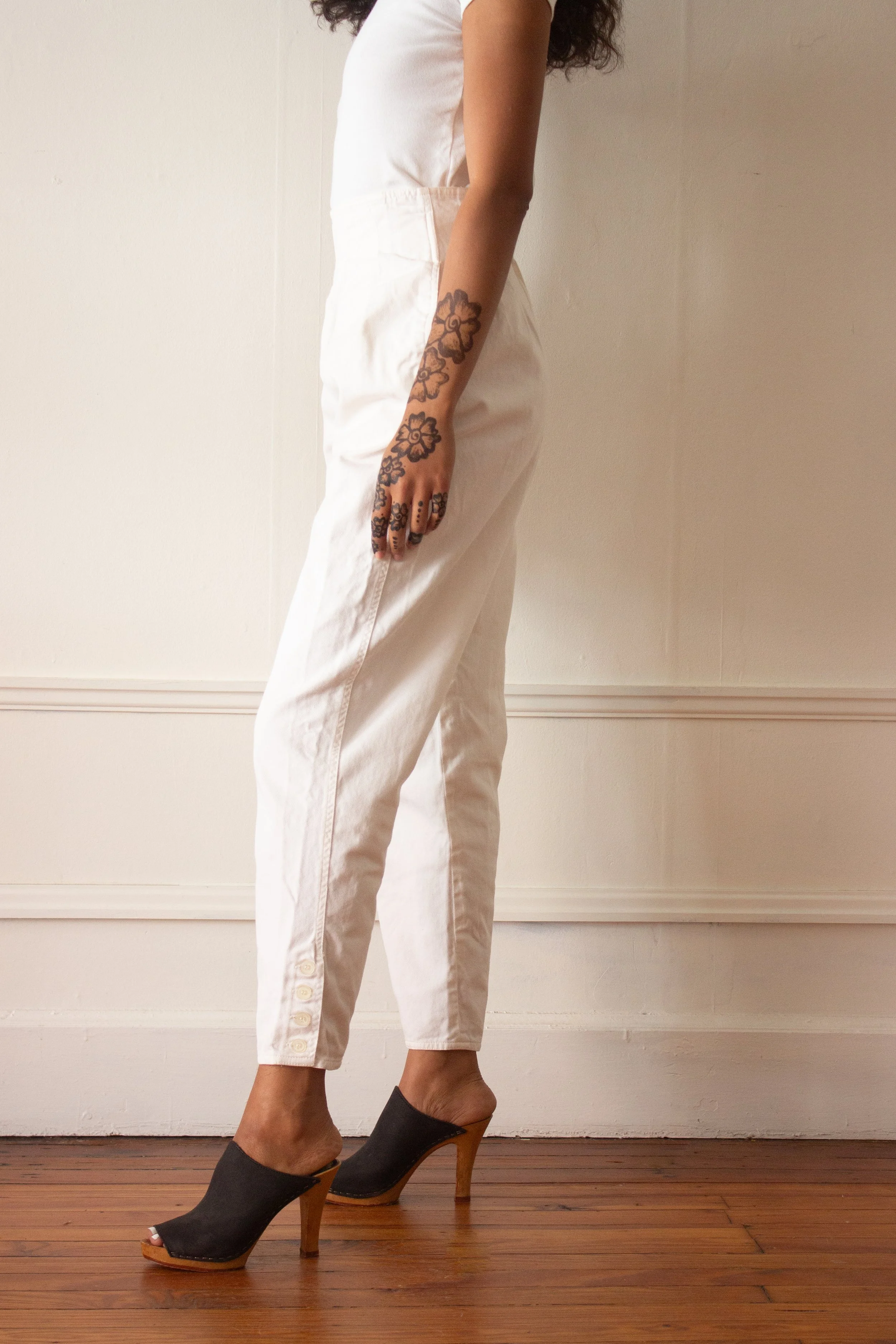perry ellis creme jeans (2 of 4).jpg