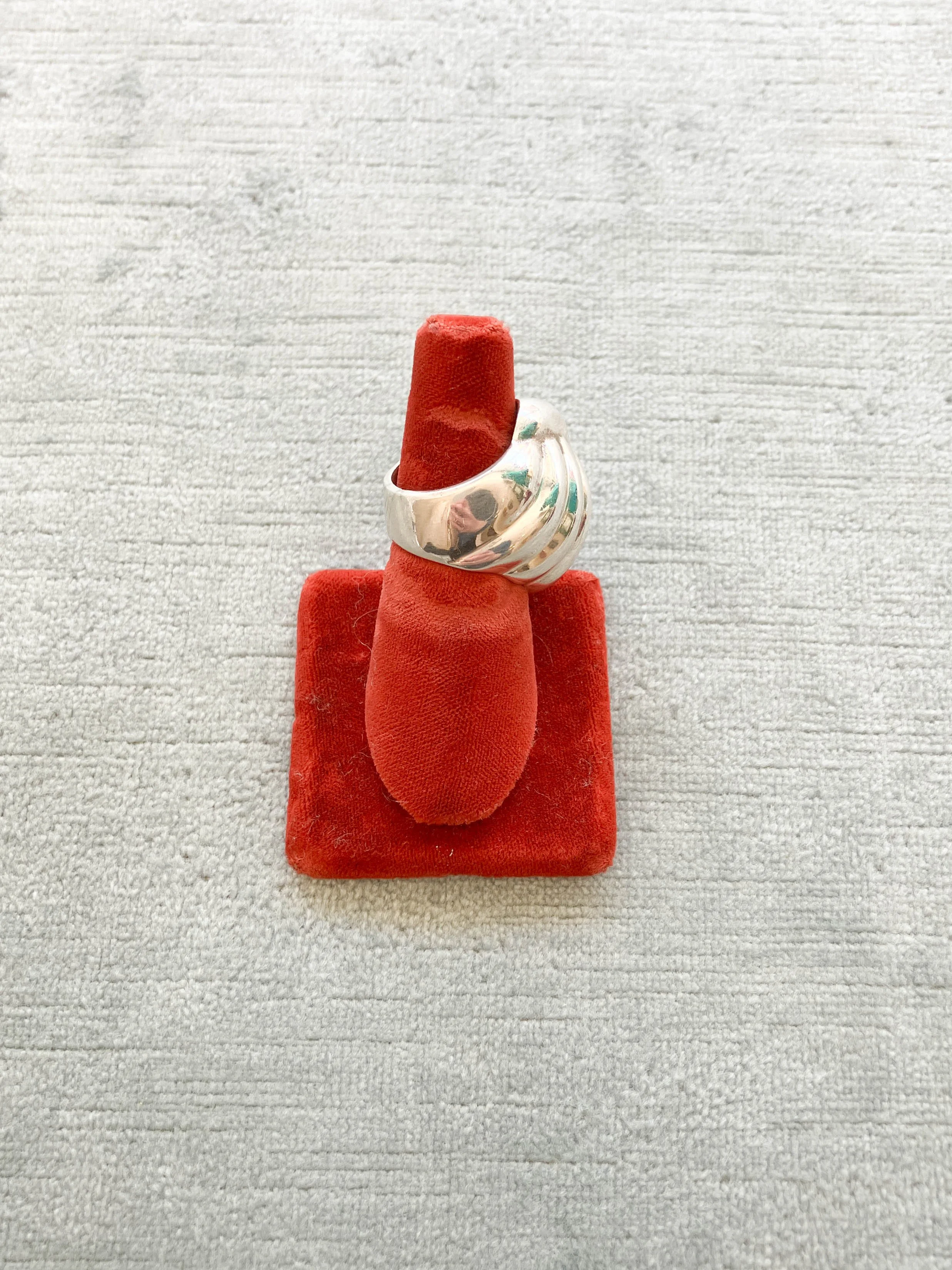 knot silver (2 of 3).jpg