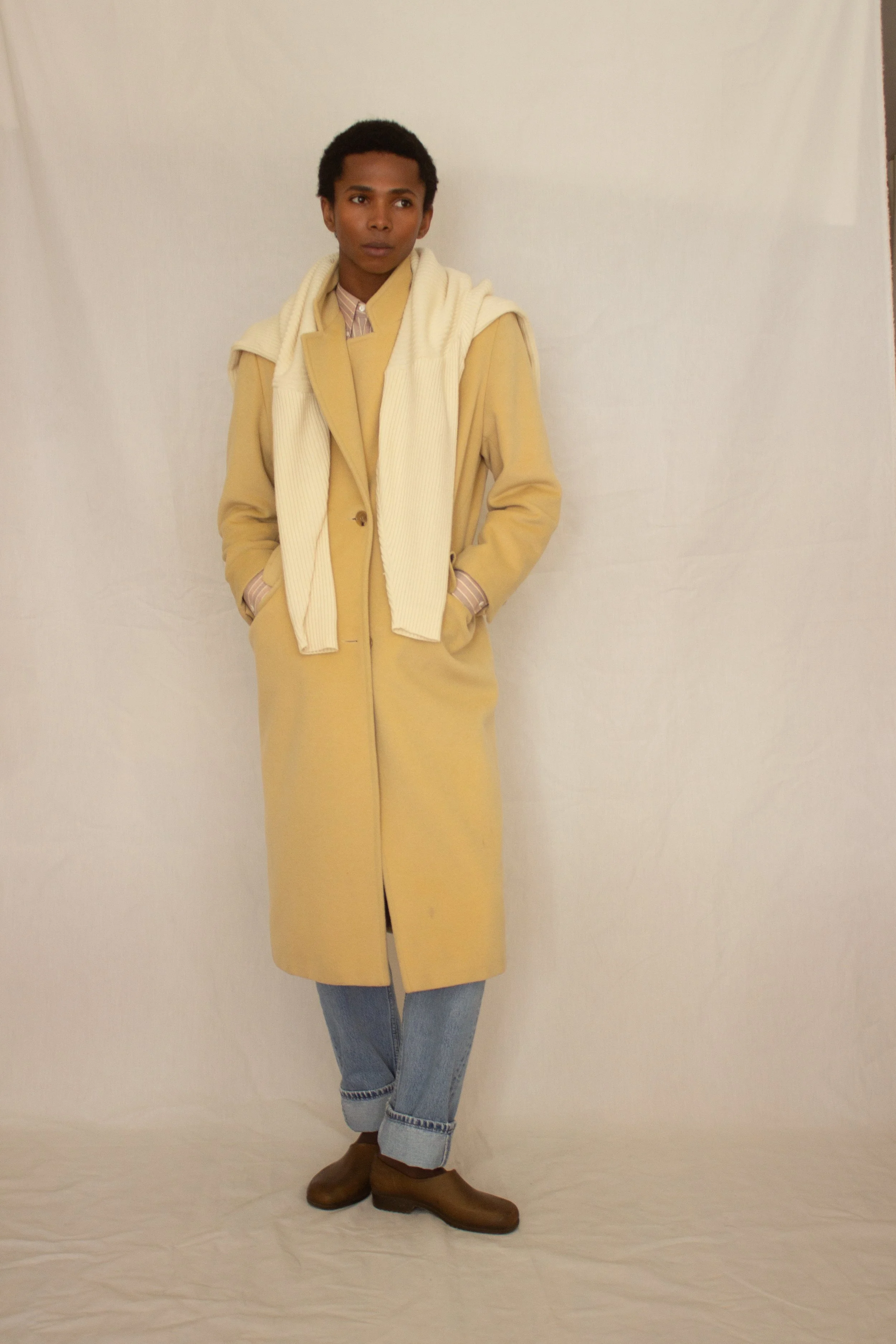 cashmere coat (5 of 6).jpg