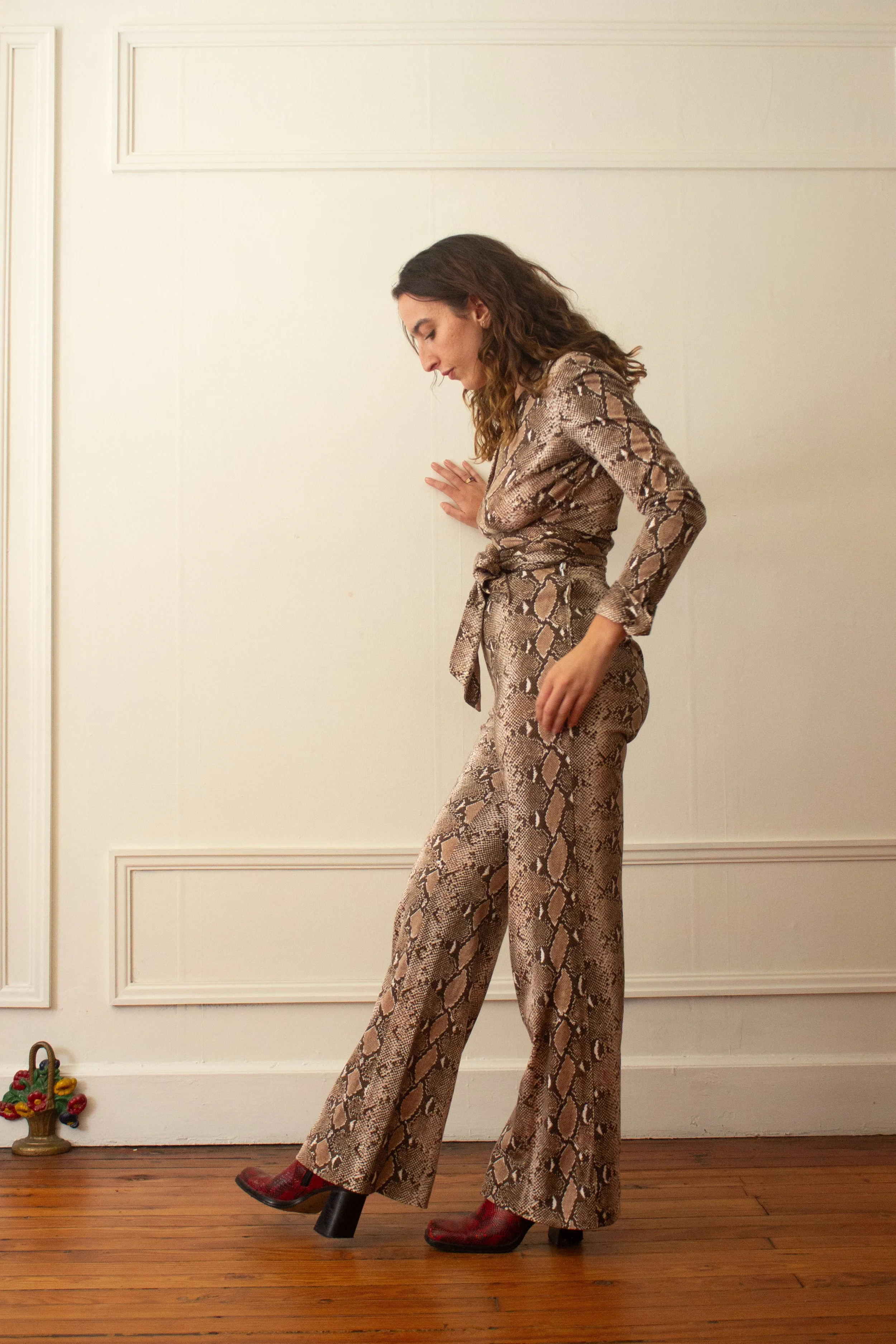 snakeskin suit (4 of 6).jpg