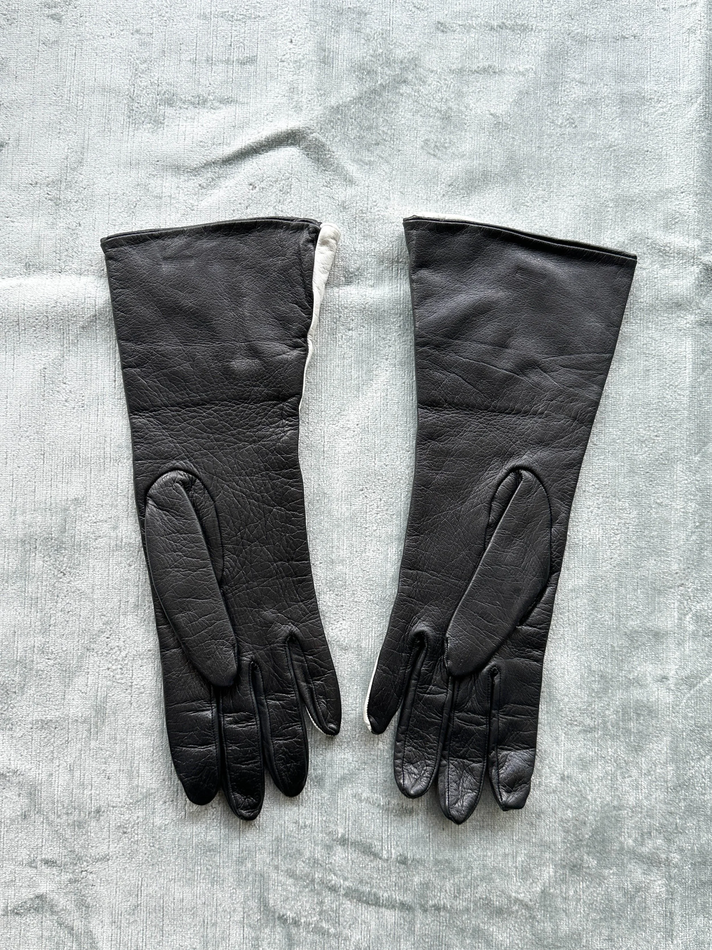 gloves and stuff (5 of 7).jpg