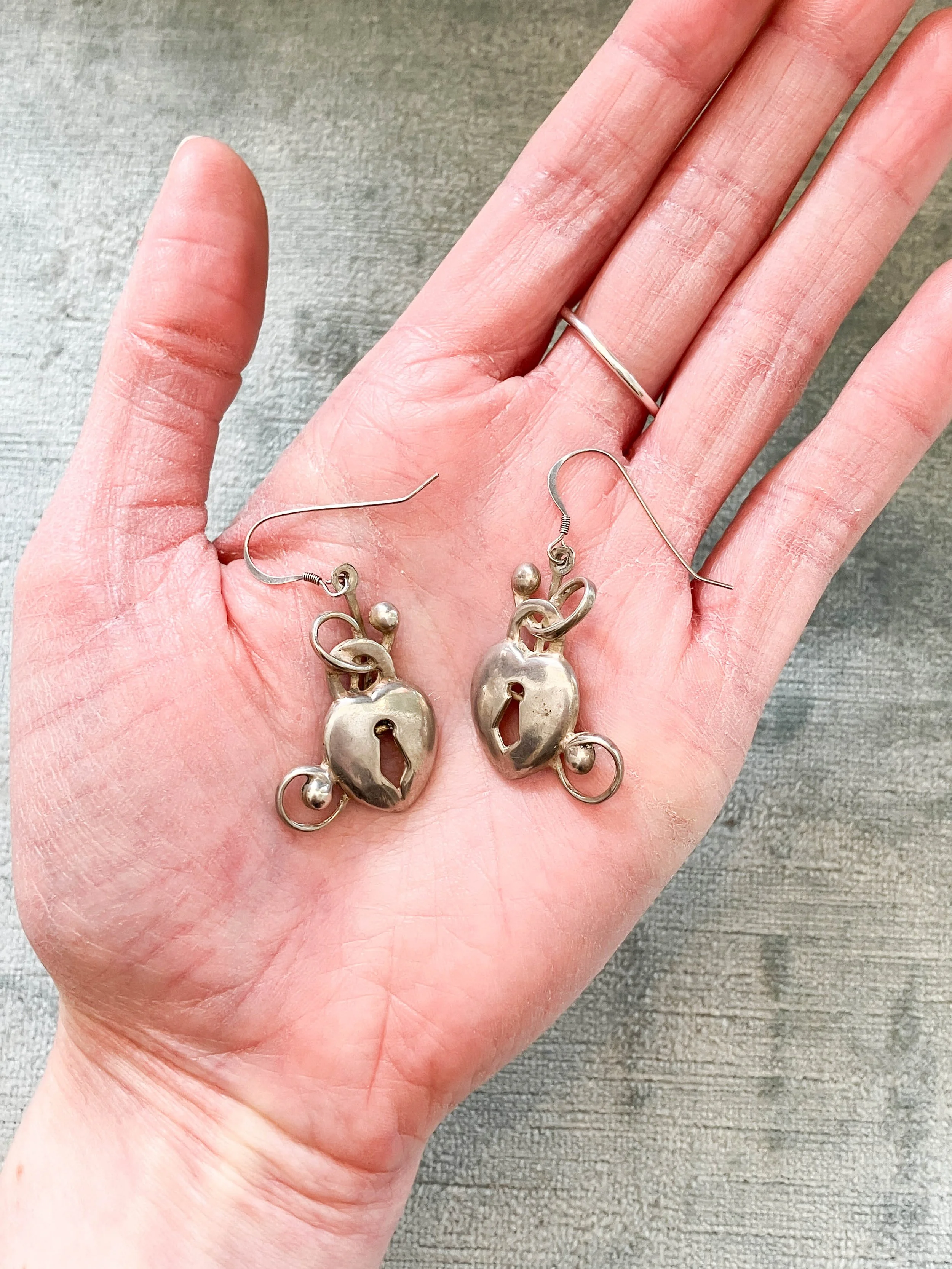 earrings (15 of 17).jpg