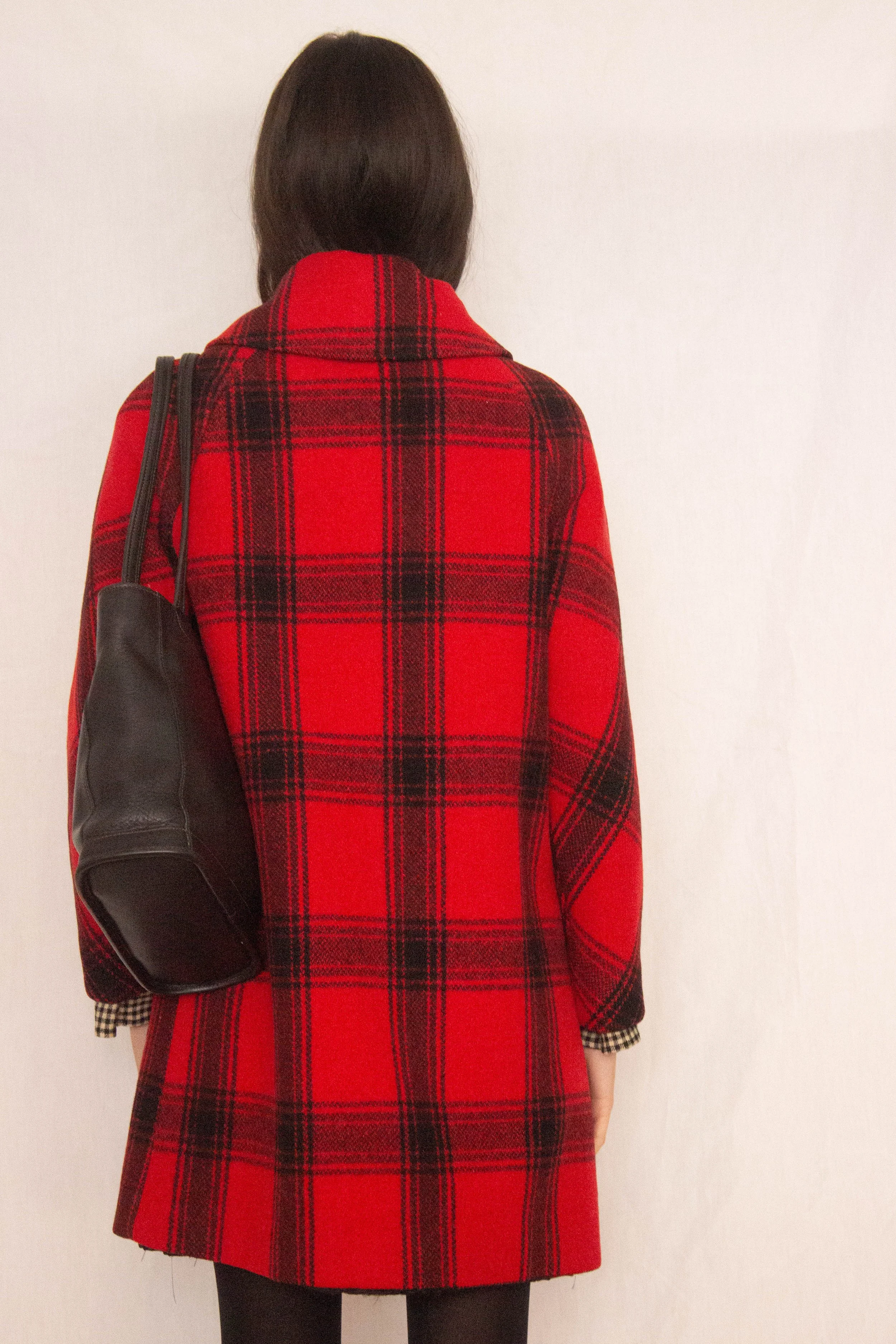 plaid coat (7 of 9).jpg