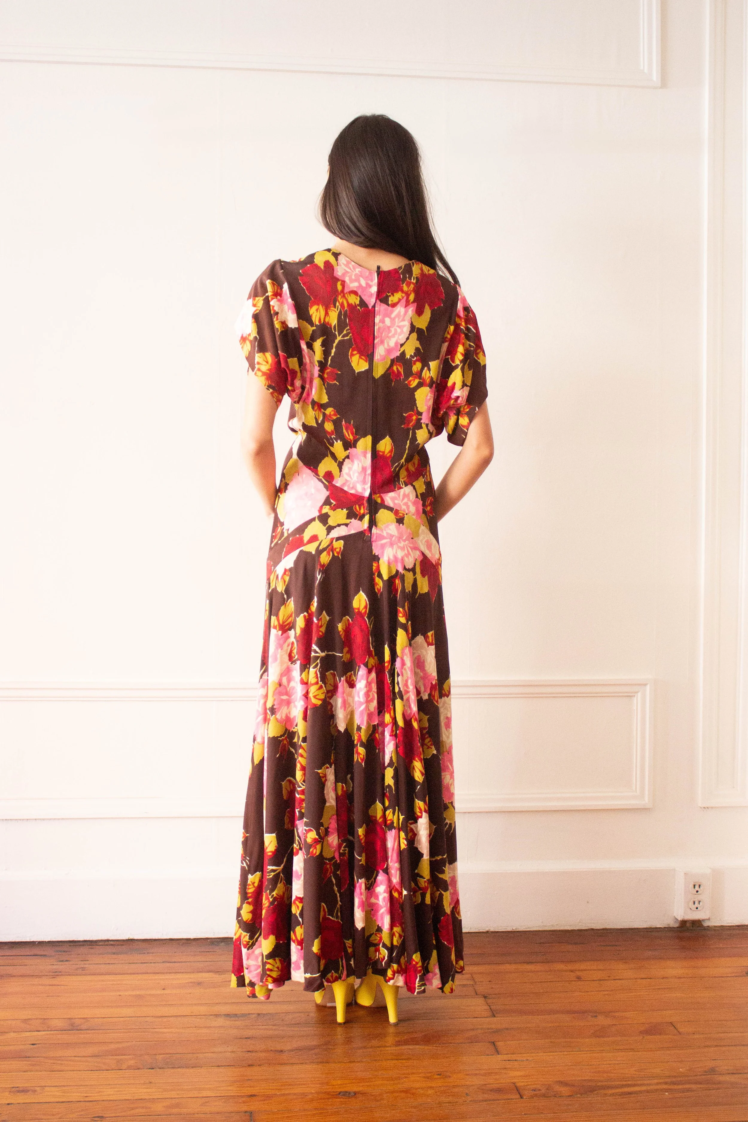 1930s 1970s dress (4 of 7).jpg
