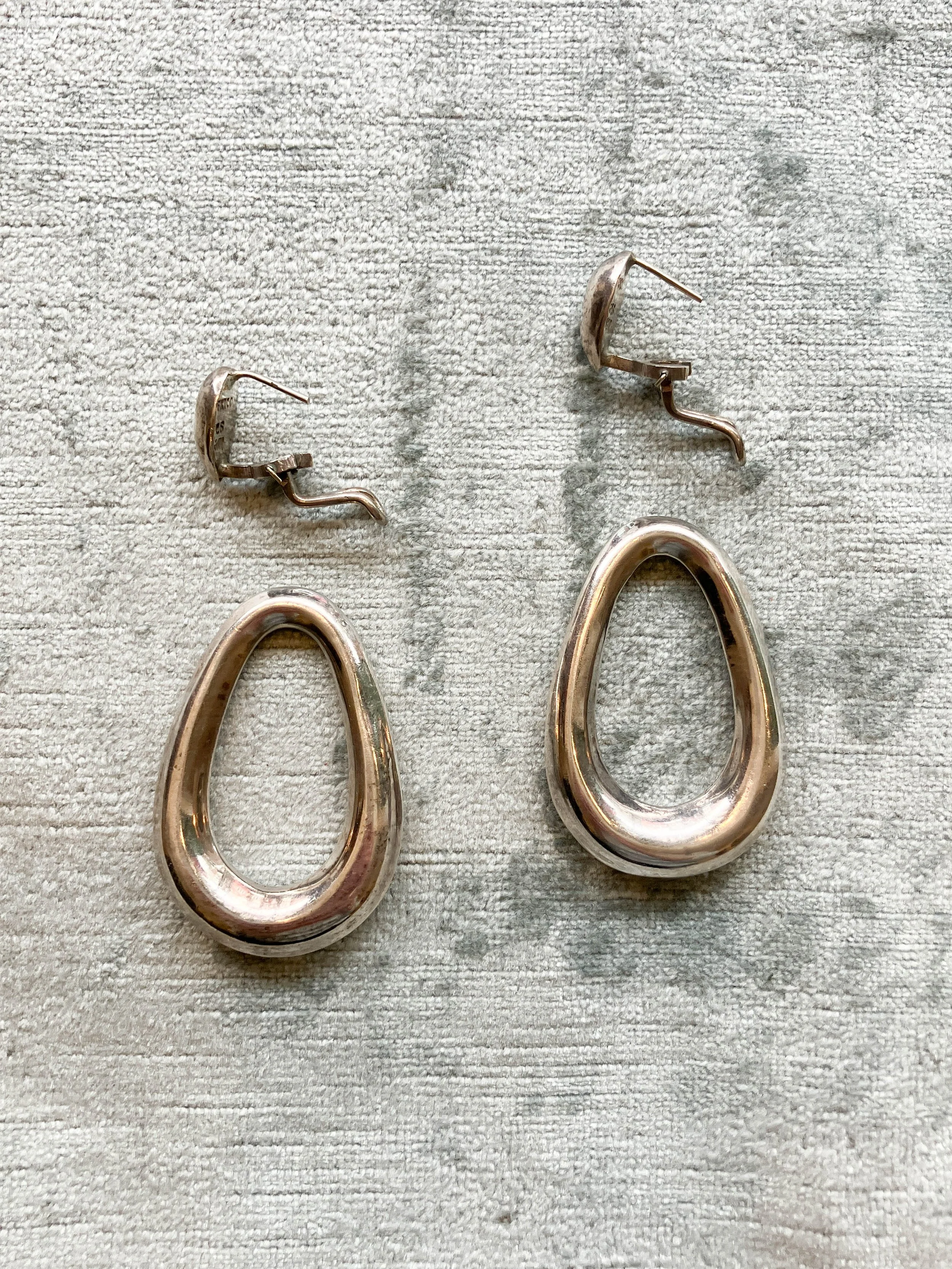 dangle hoop (4 of 5).jpg