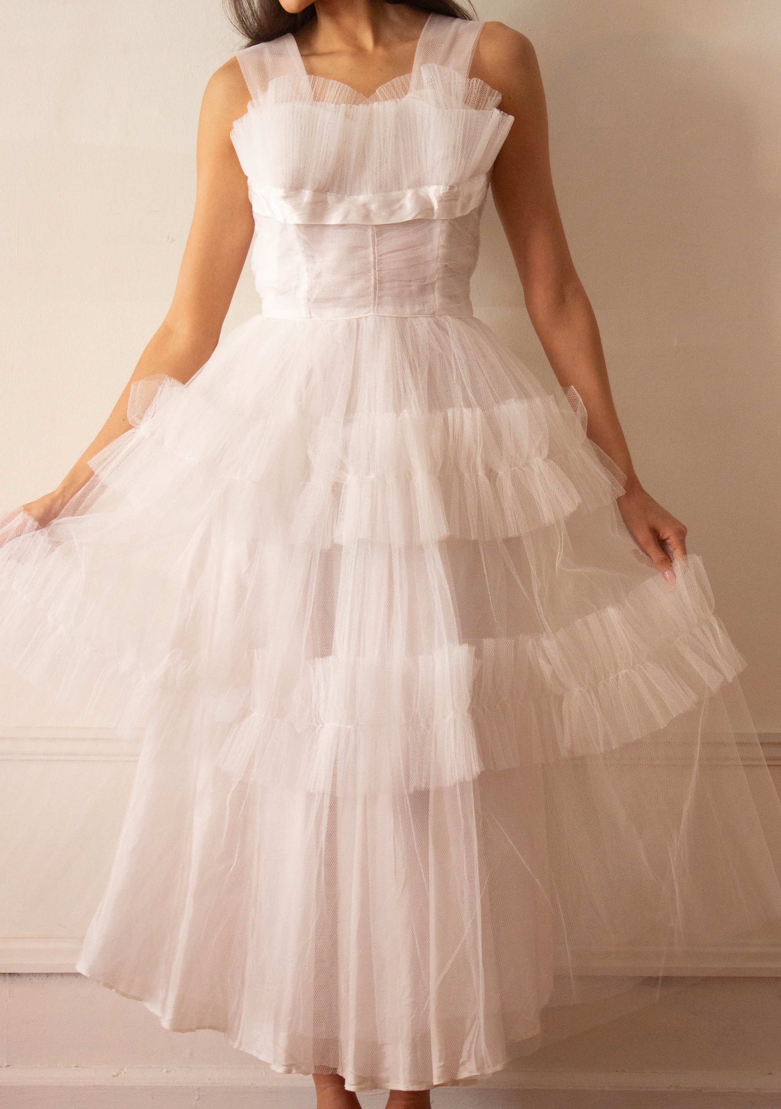 1950s tulle dress (2 of 4).jpg