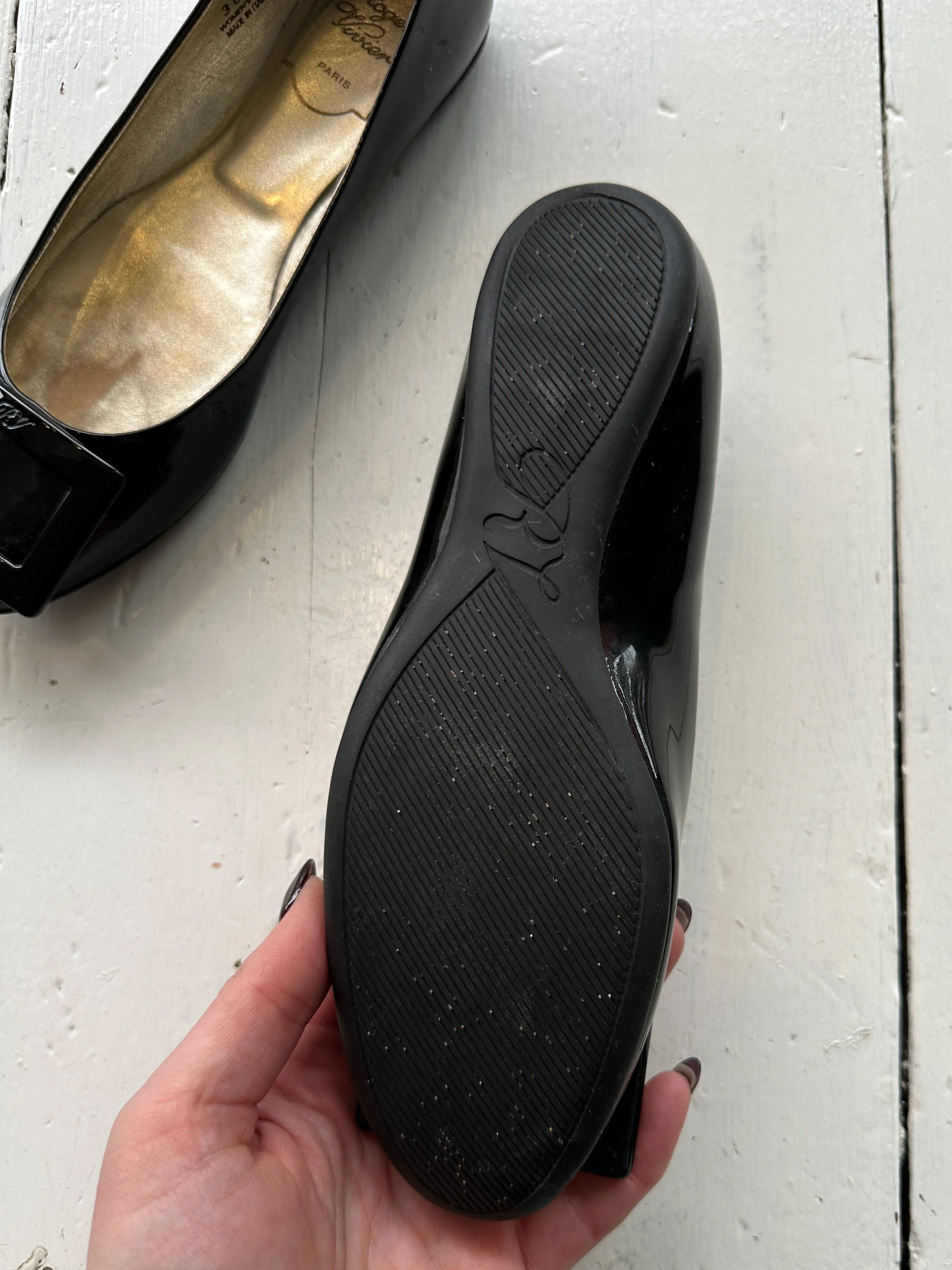 roger vivier ballet flats (3 of 4).jpg