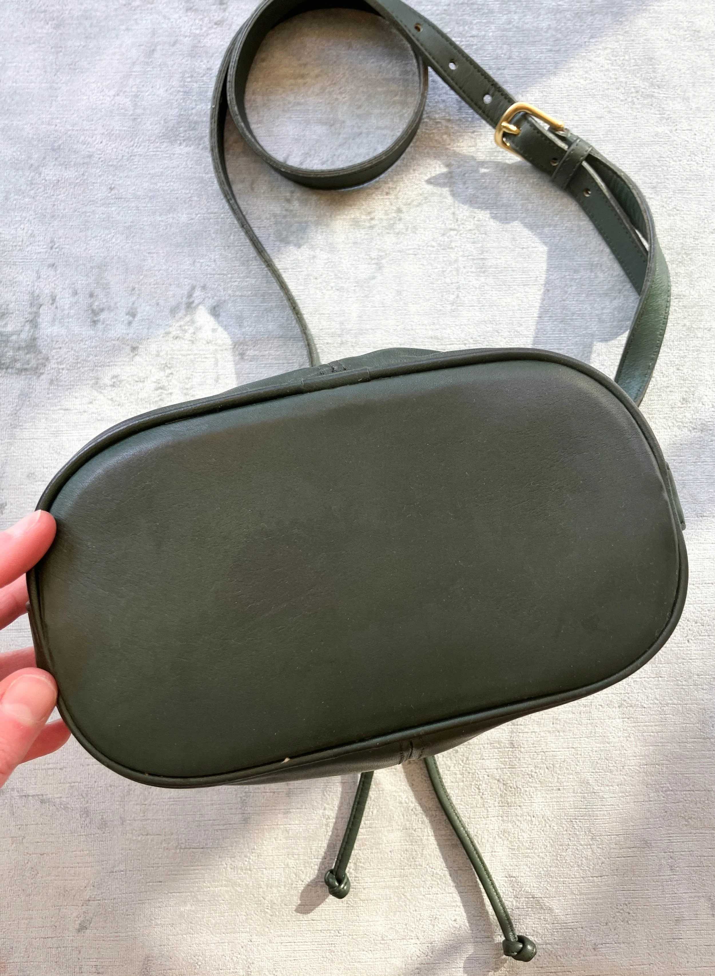 green coach (3 of 5).jpg