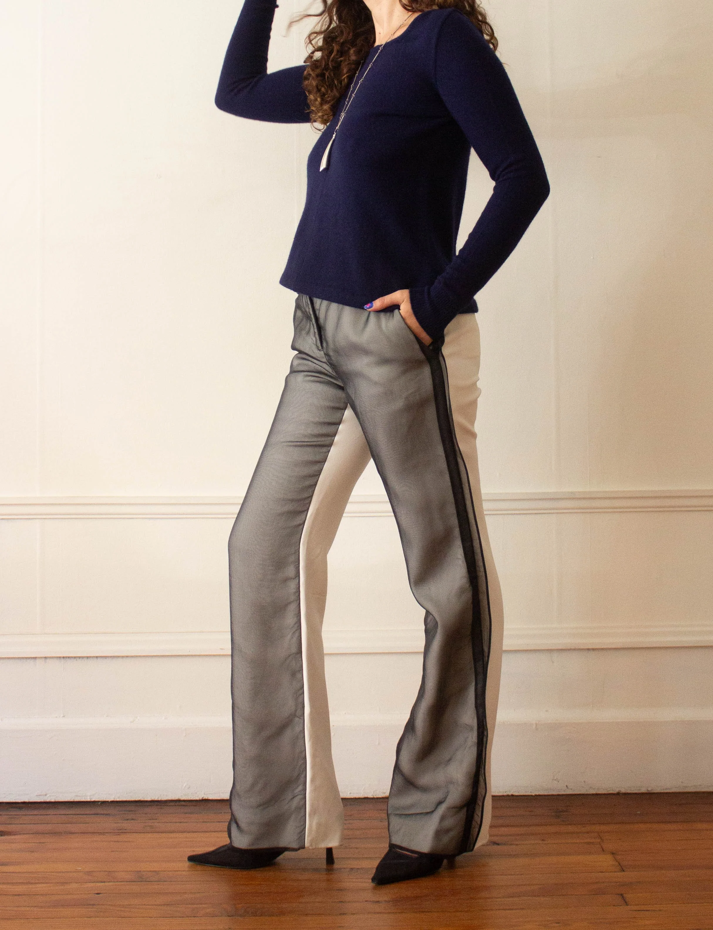 halston swaeter rev (1 of 5).jpg