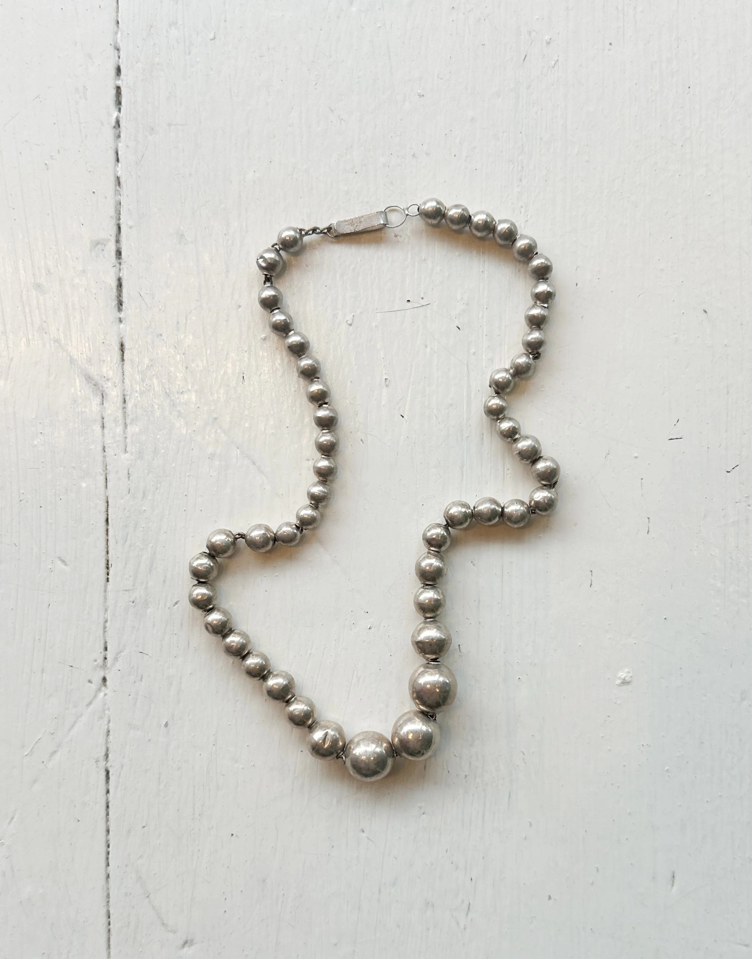 1950s Sterling Silver Tapered Ball Chain Necklace