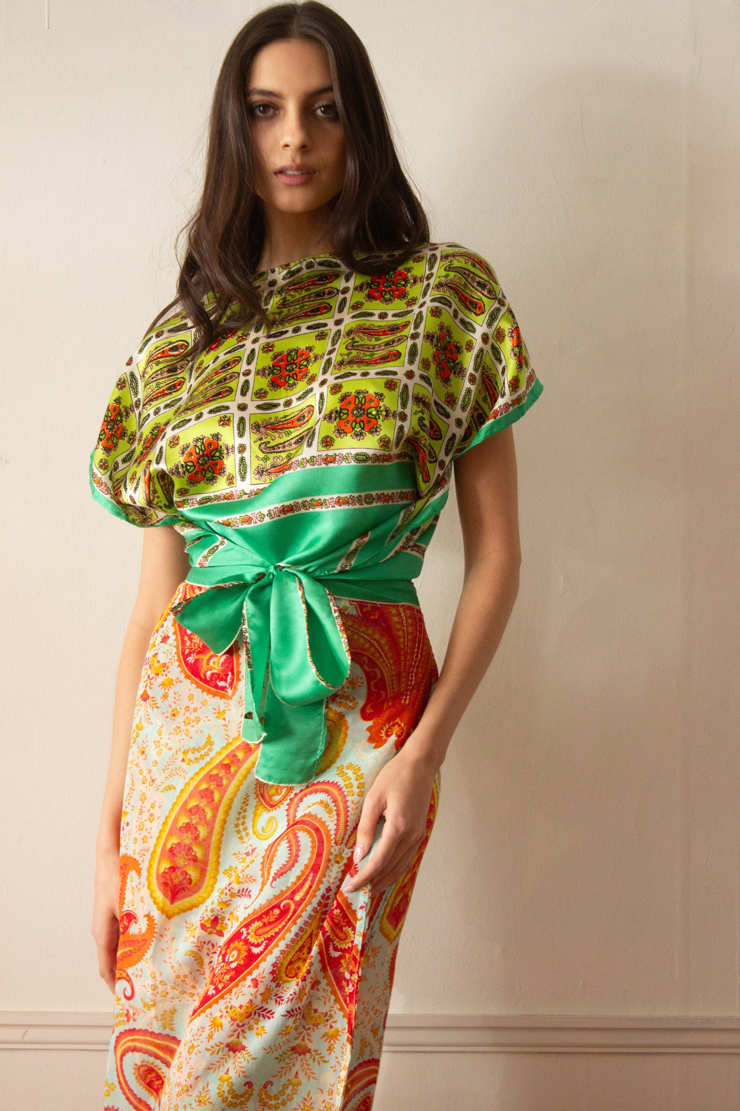 silk top and tempesta skirt (3 of 7).jpg