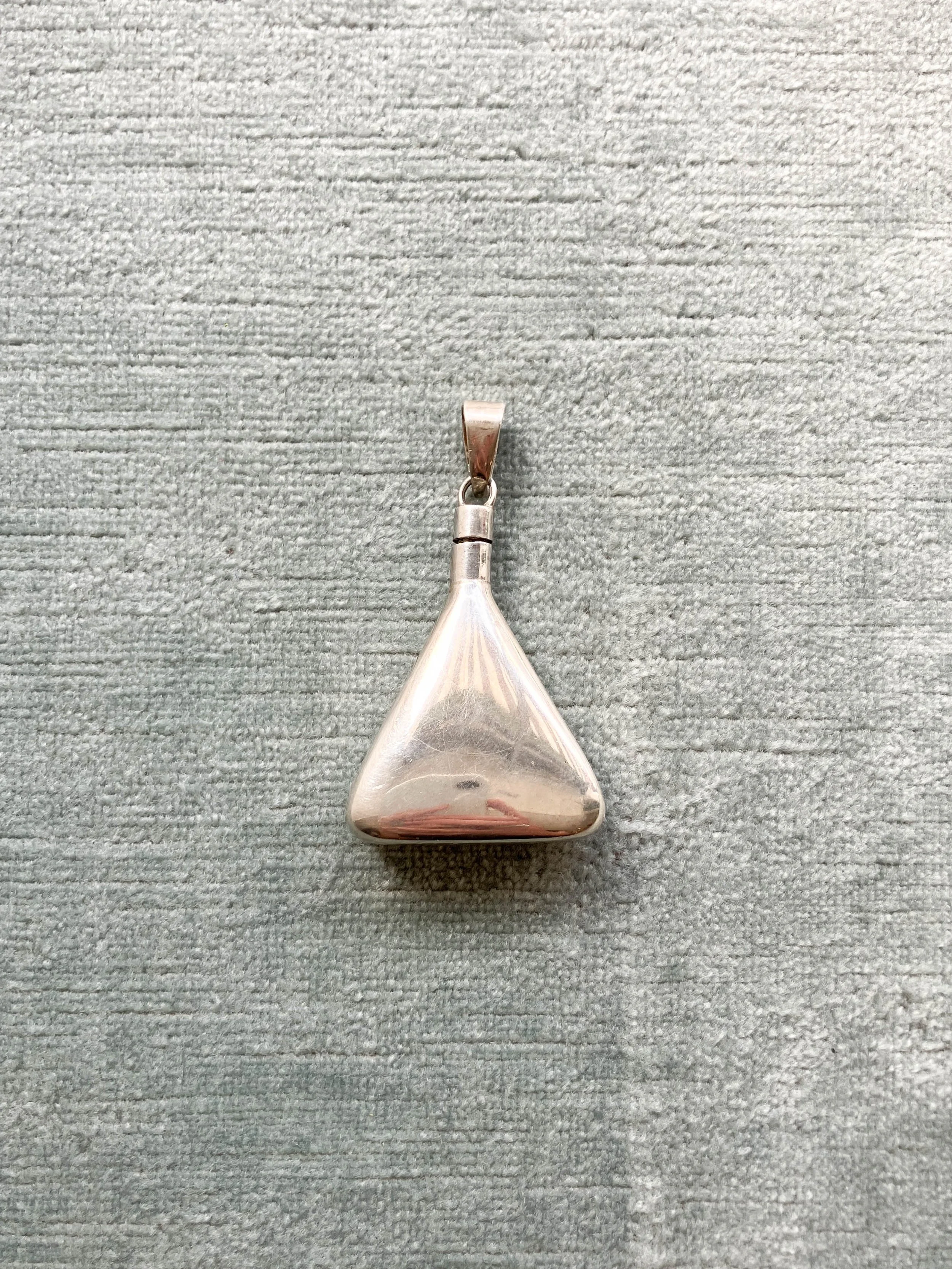silver pendant triangle (1 of 5).jpg