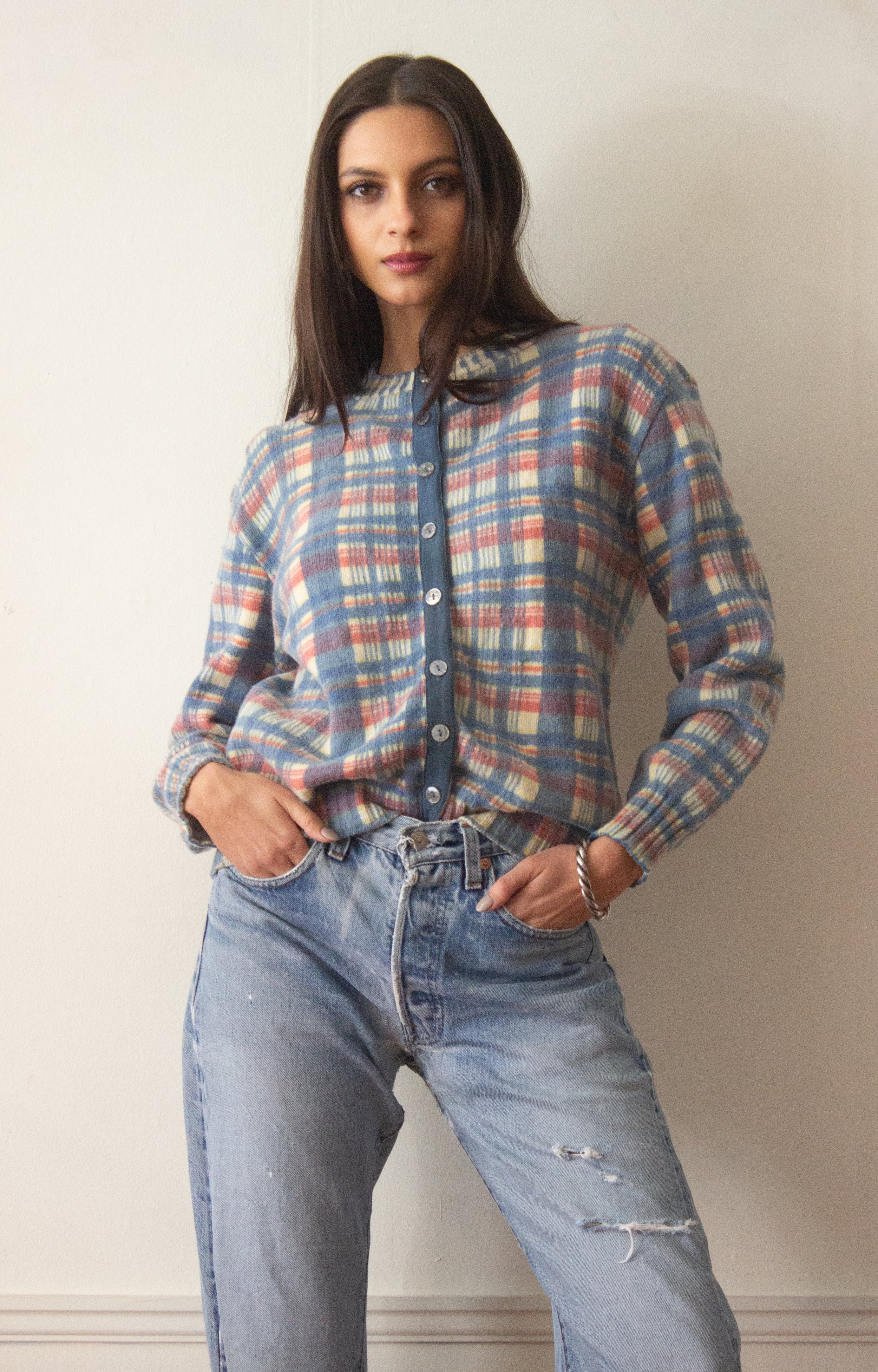 1960s scottish plaid wool cardigan (2 of 5).jpg