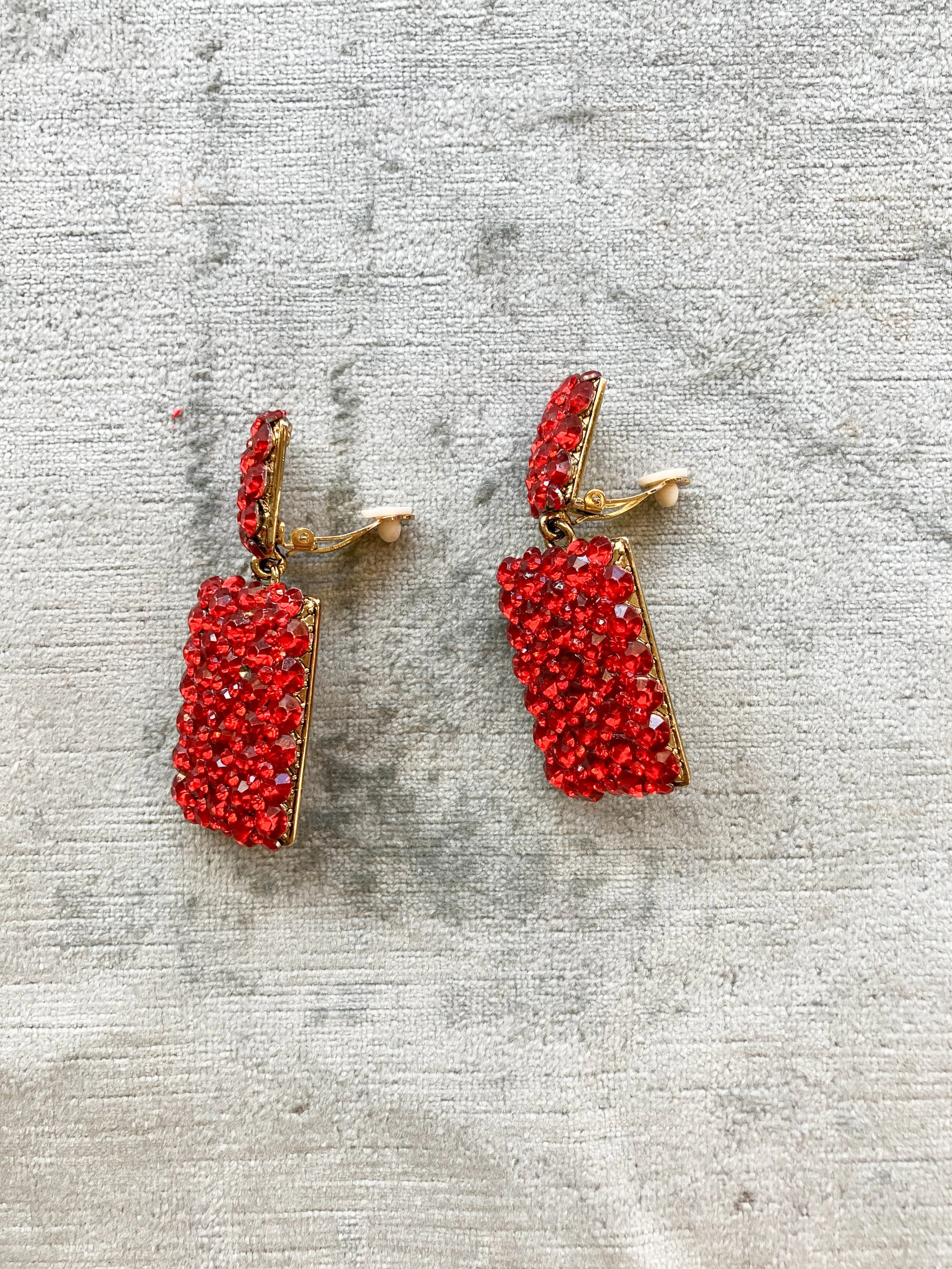 sparkly earrings (3 of 3).jpg