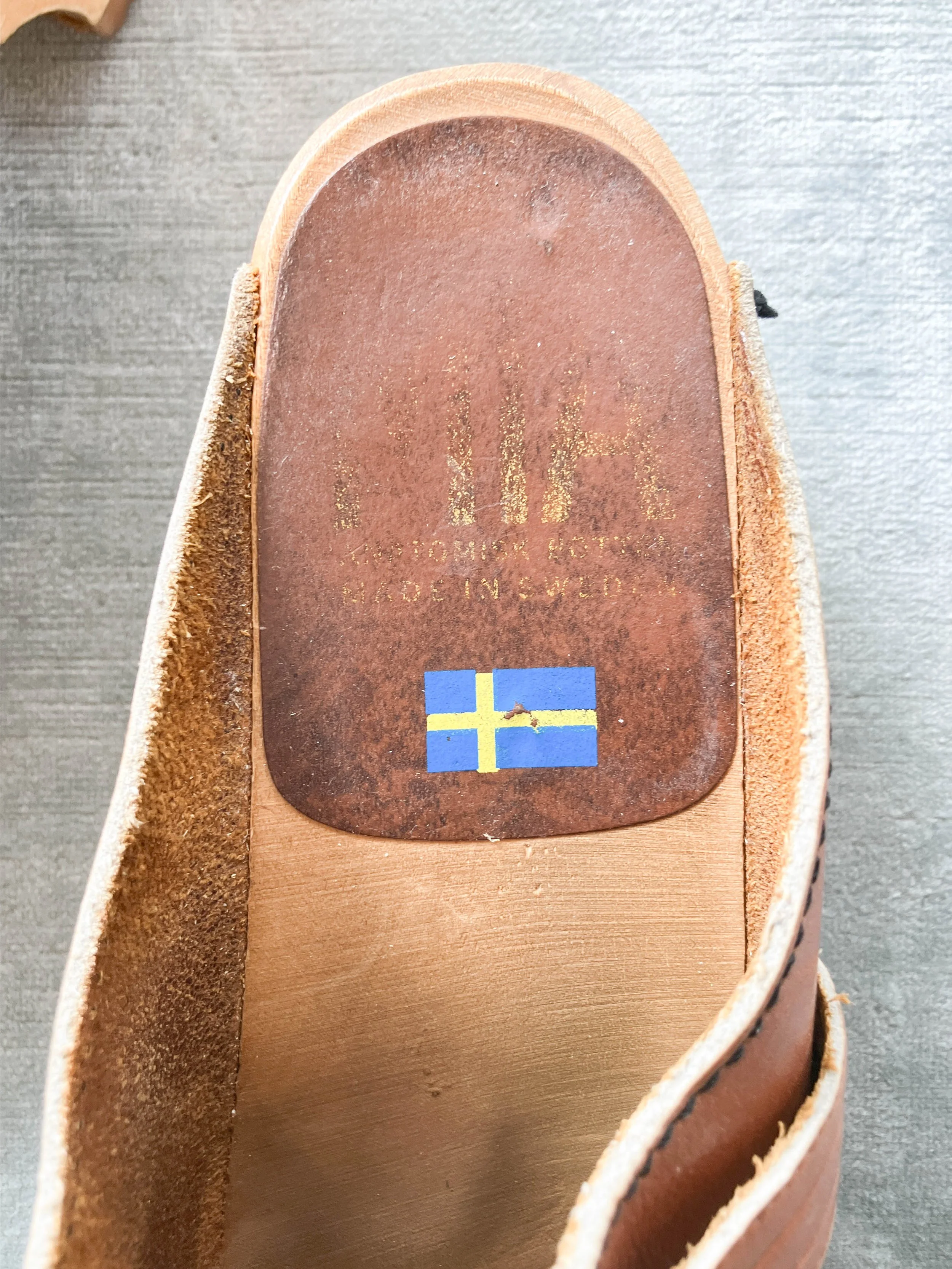 leather clogs (1 of 3)-2.jpg