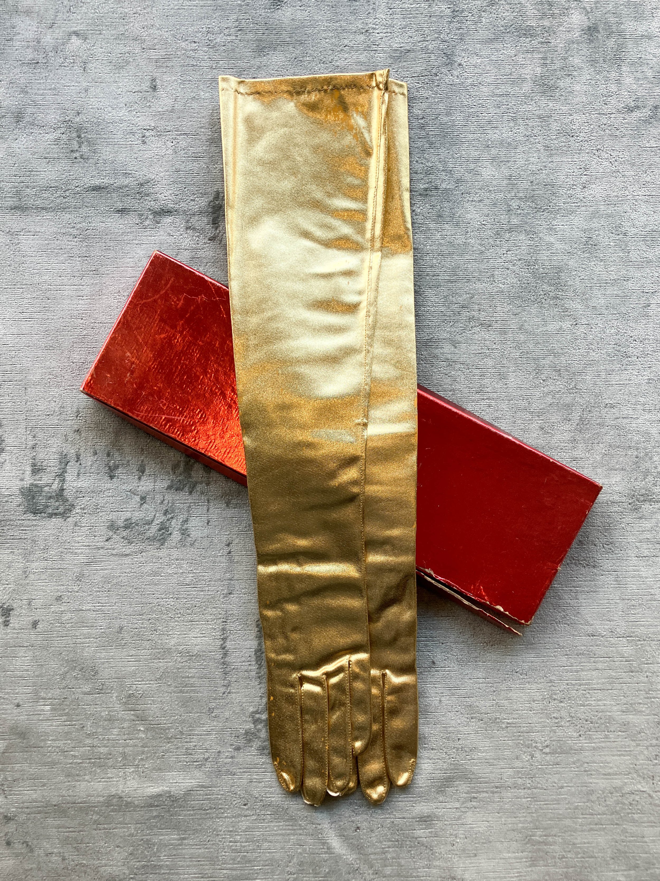 gold nan duskin (1 of 5).jpg
