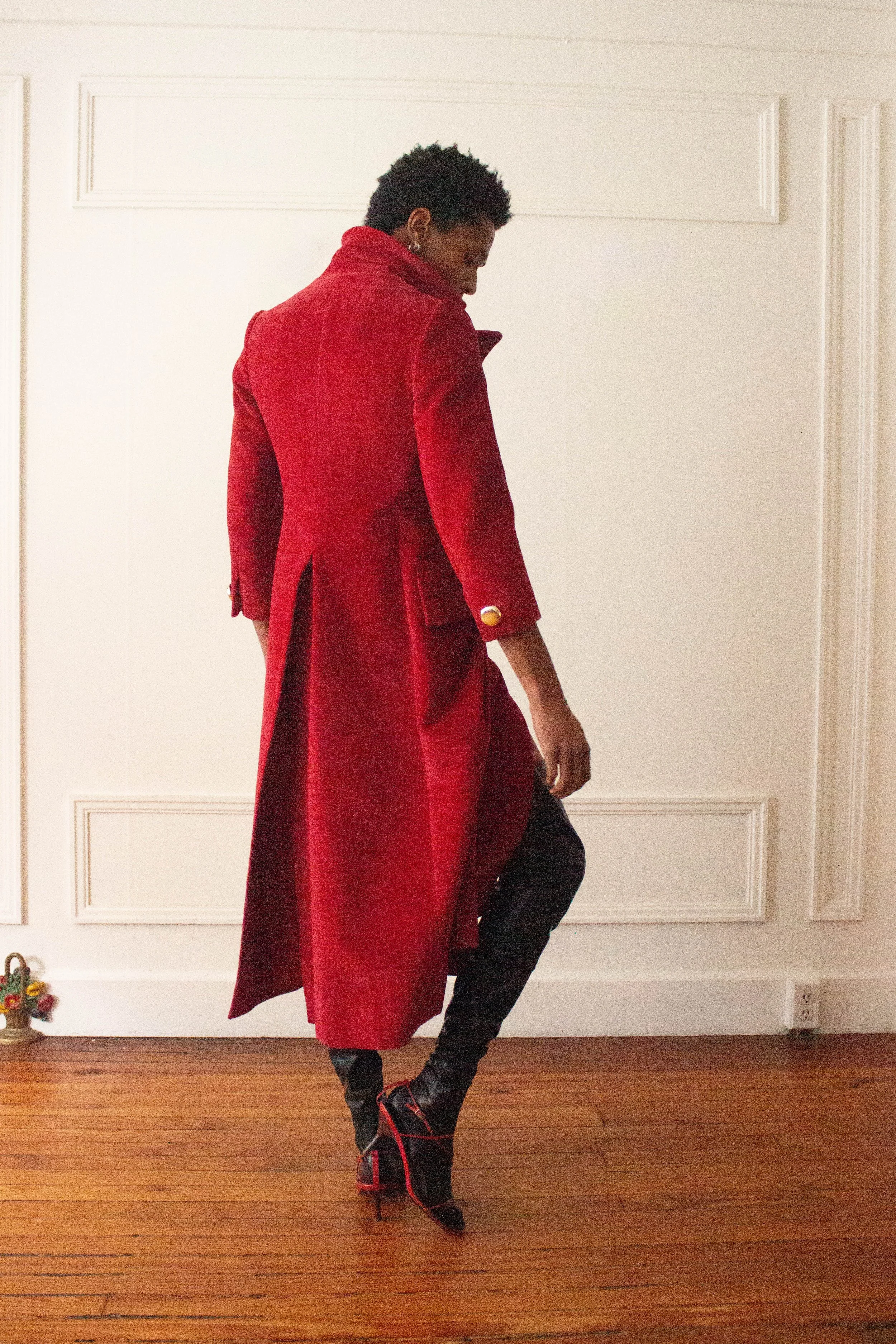 red coat (8 of 8).jpg