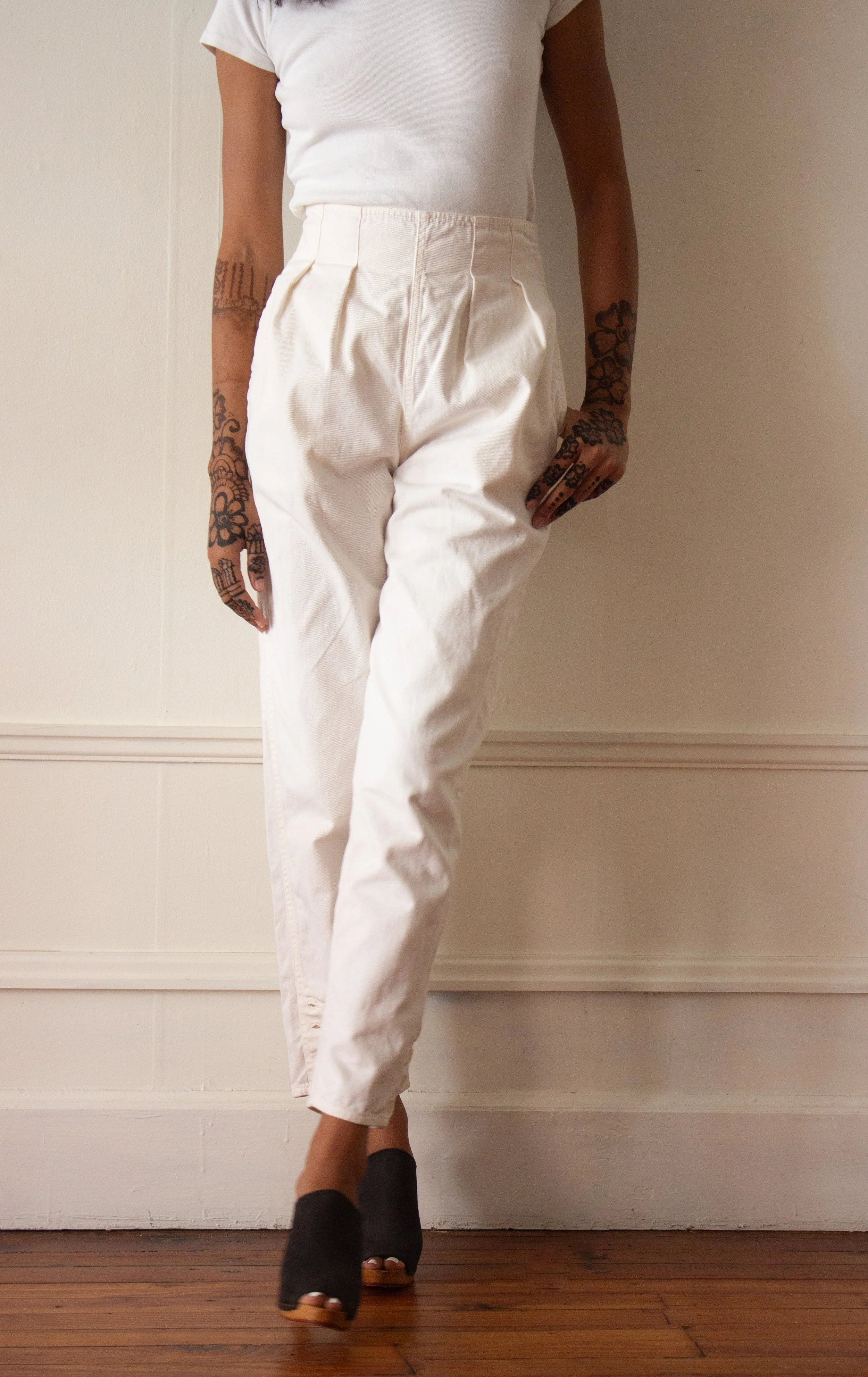 perry ellis creme jeans (3 of 4).jpg