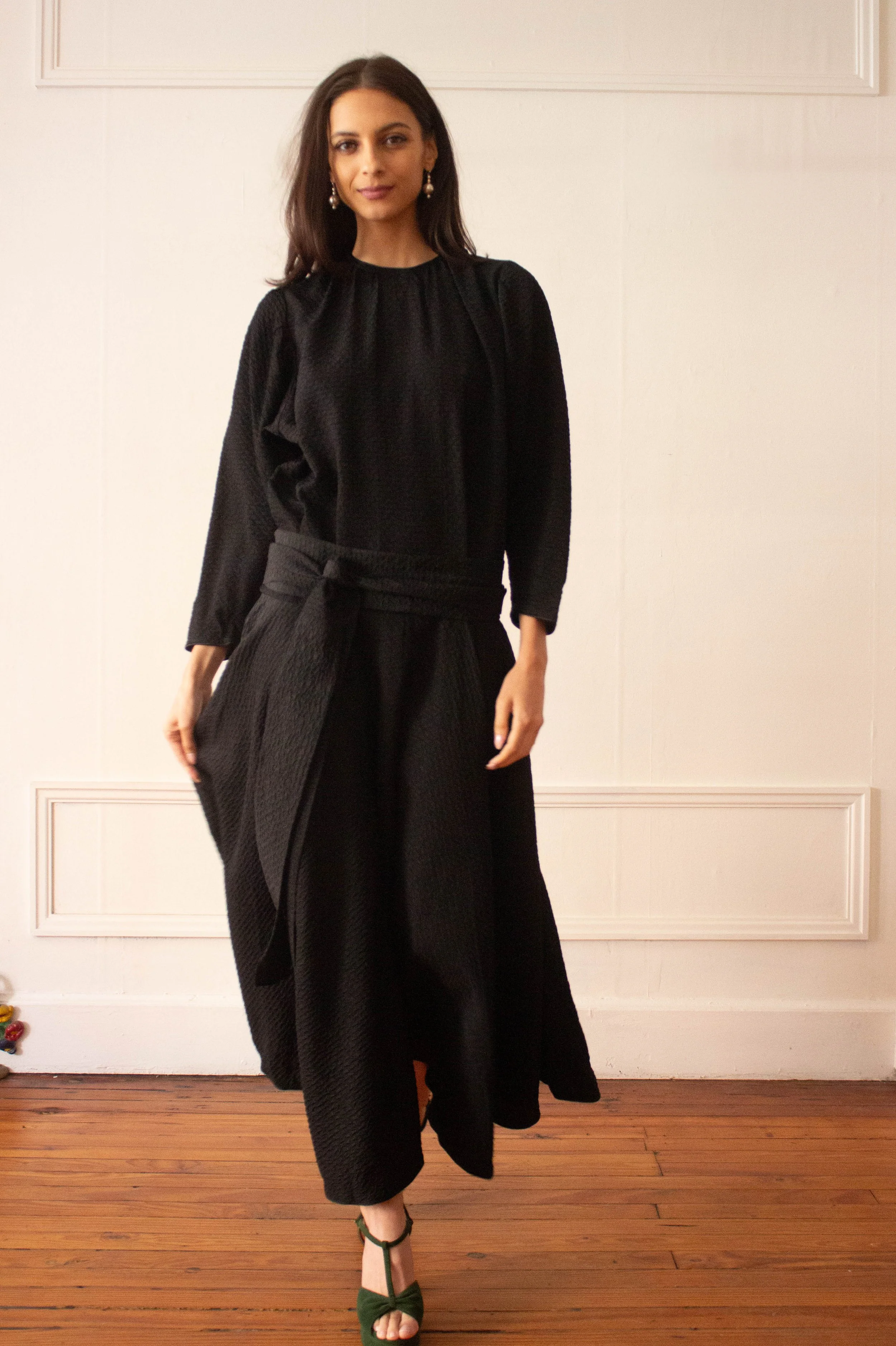 black drop waist (2 of 7).jpg