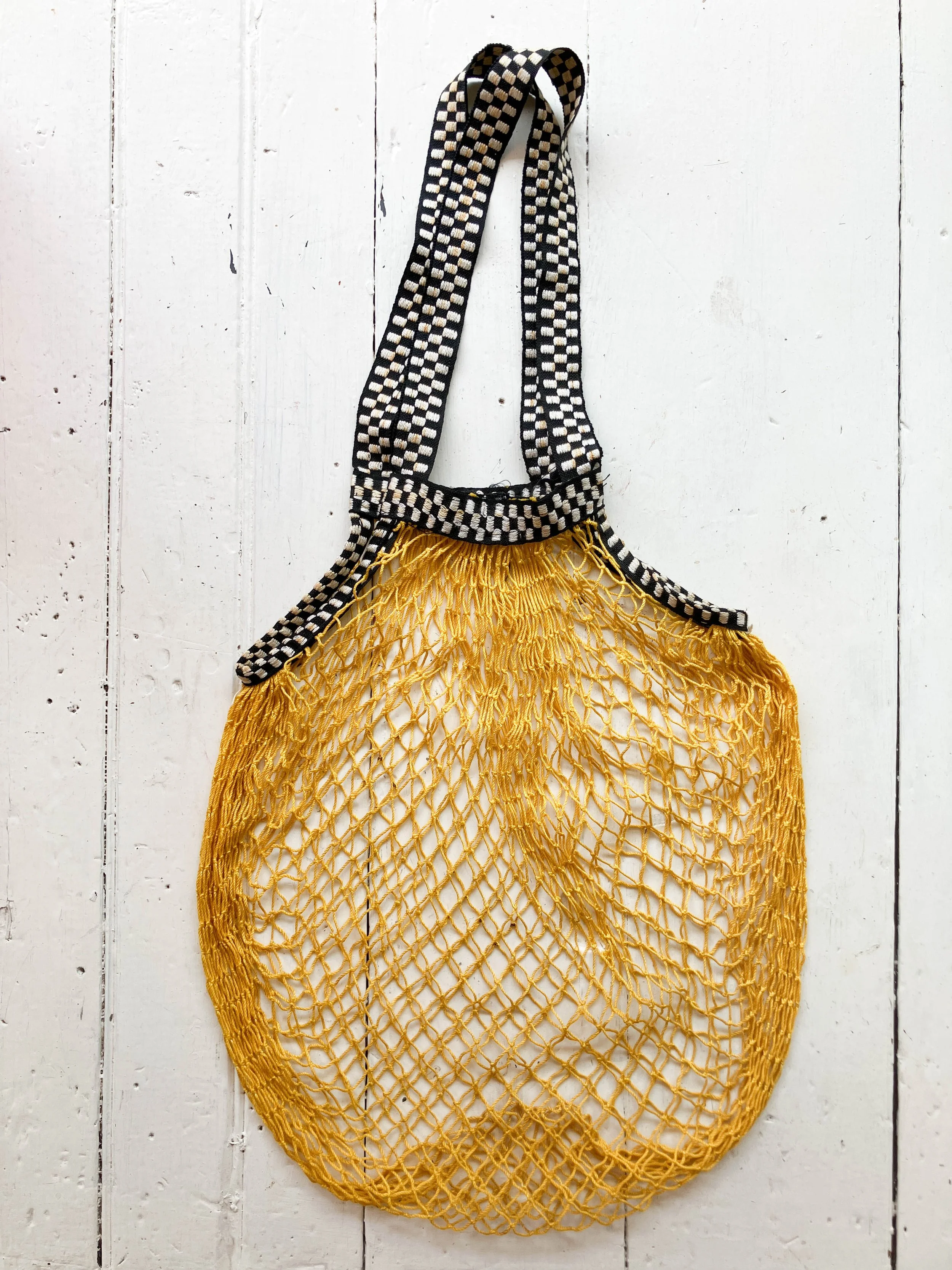 yellow fishnet (1 of 5).jpg