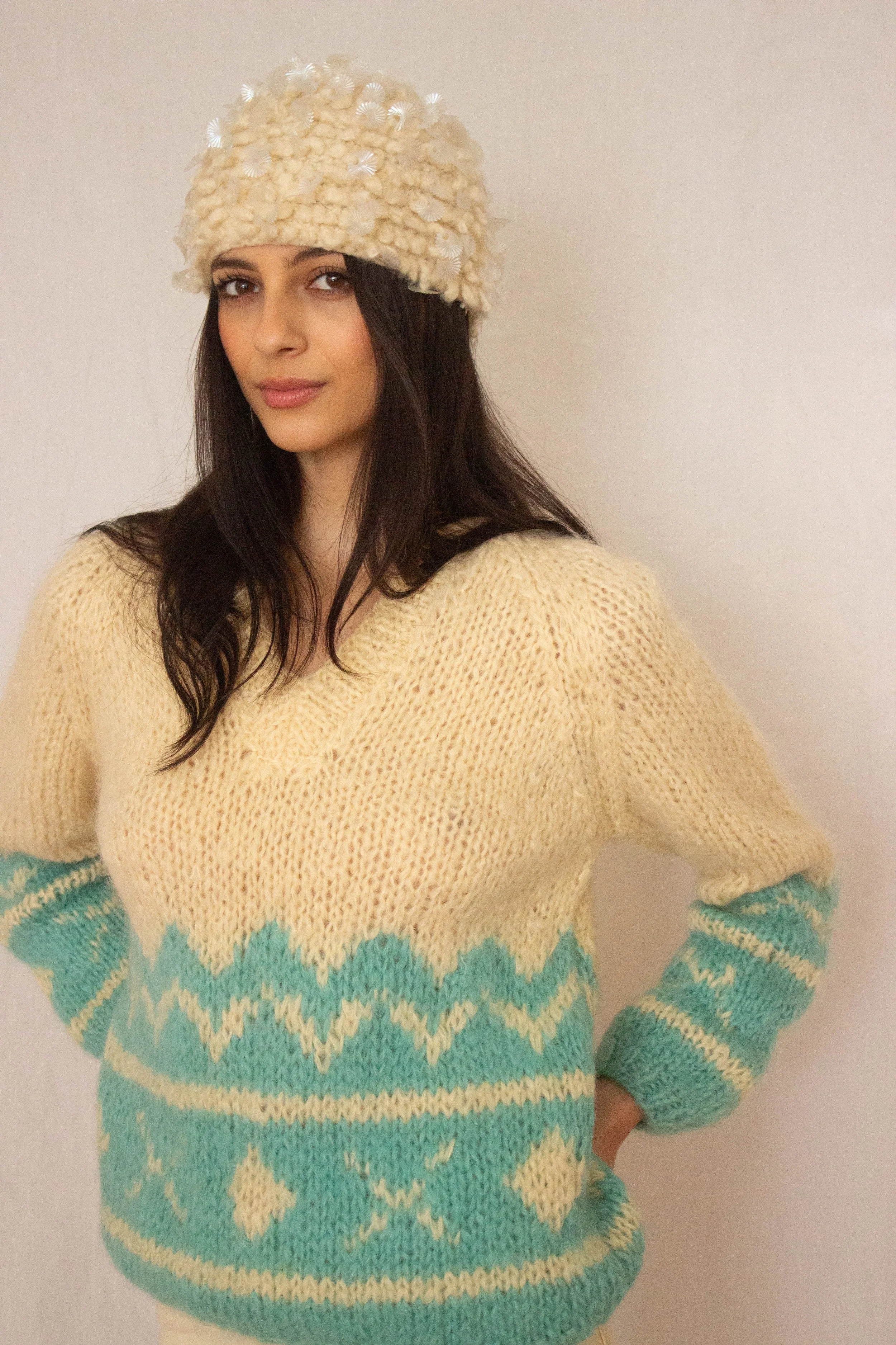 italian sweater and hat (8 of 15).jpg