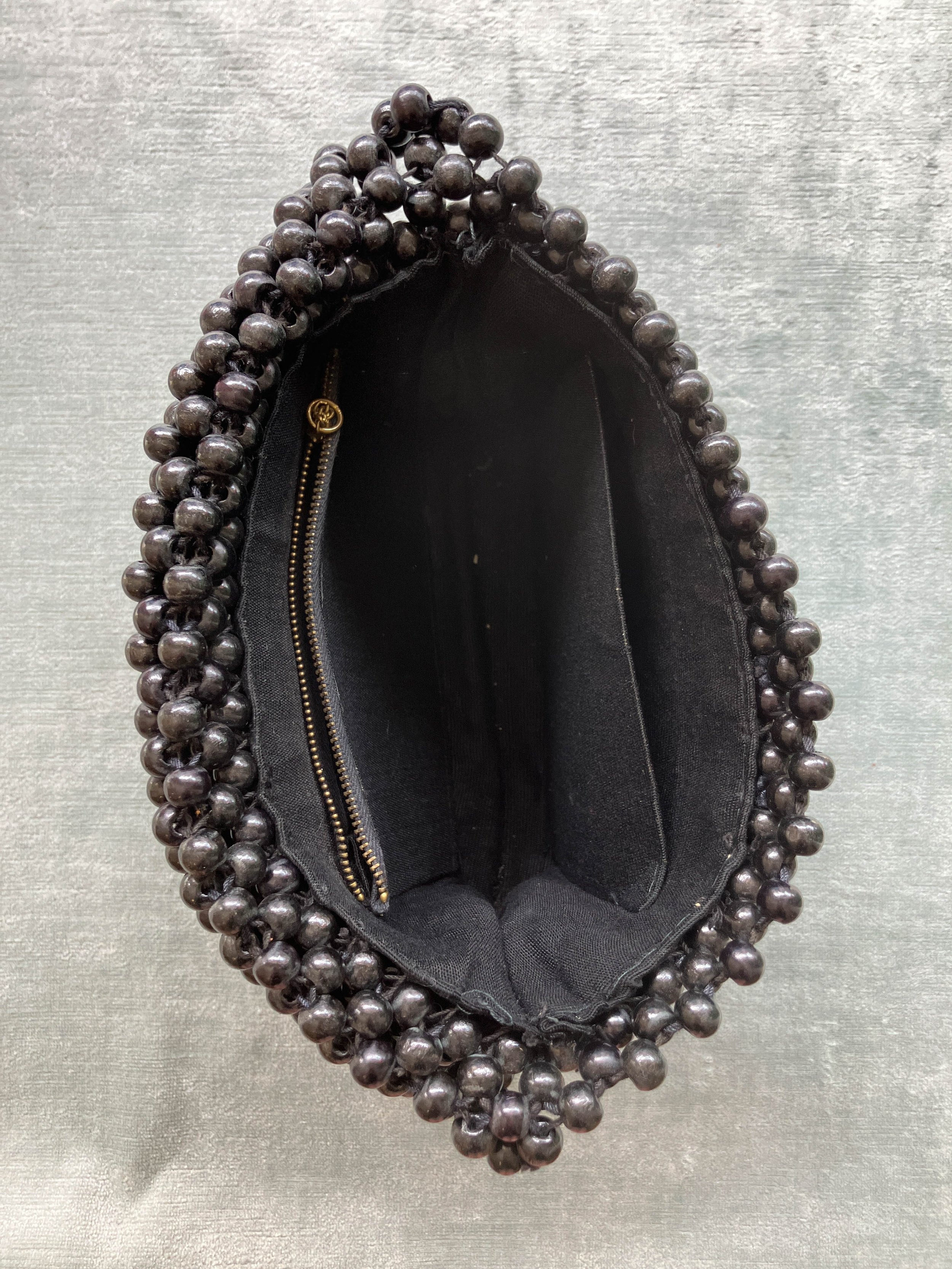 beaded bag (3 of 4).jpg