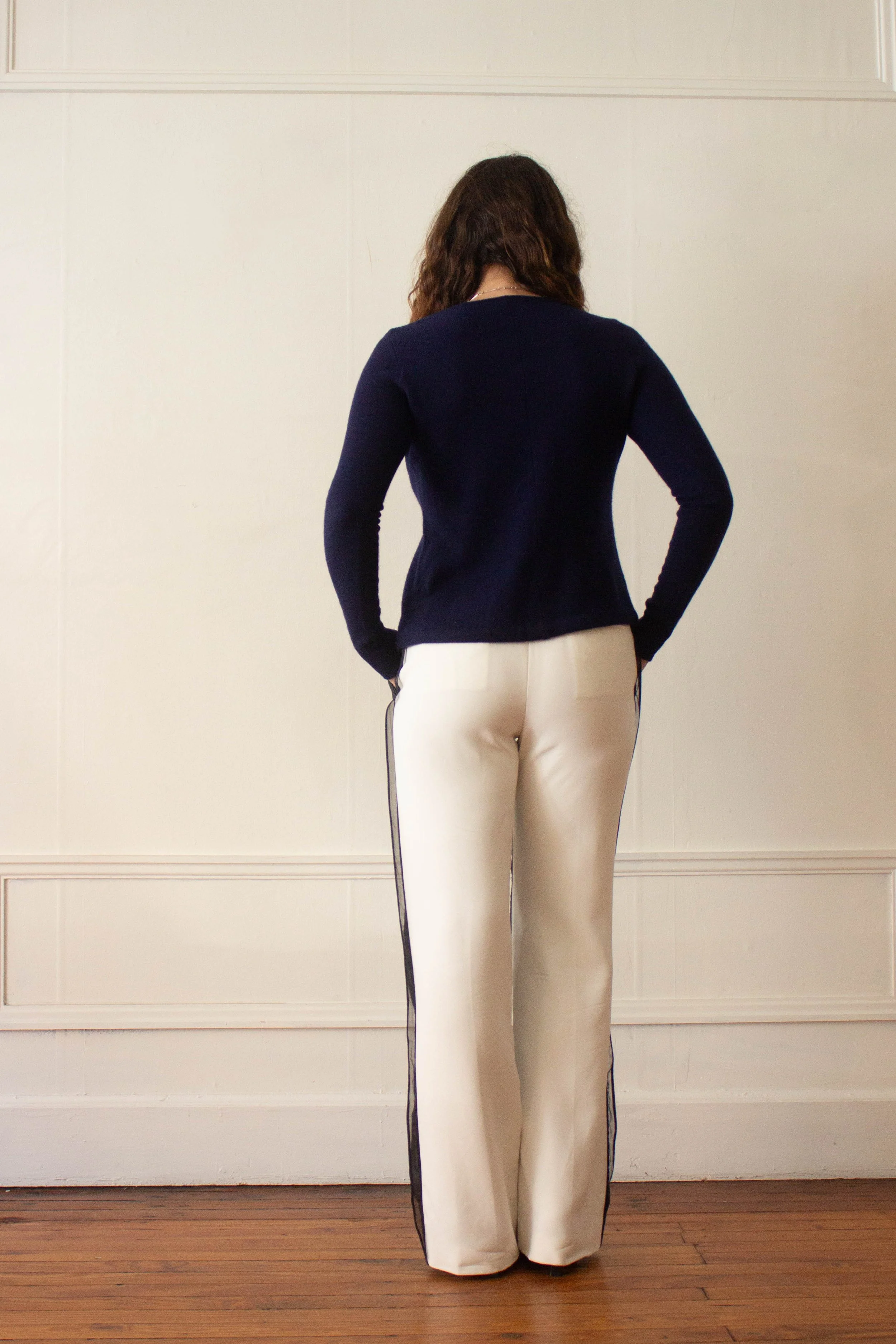 halston swaeter rev (3 of 5).jpg