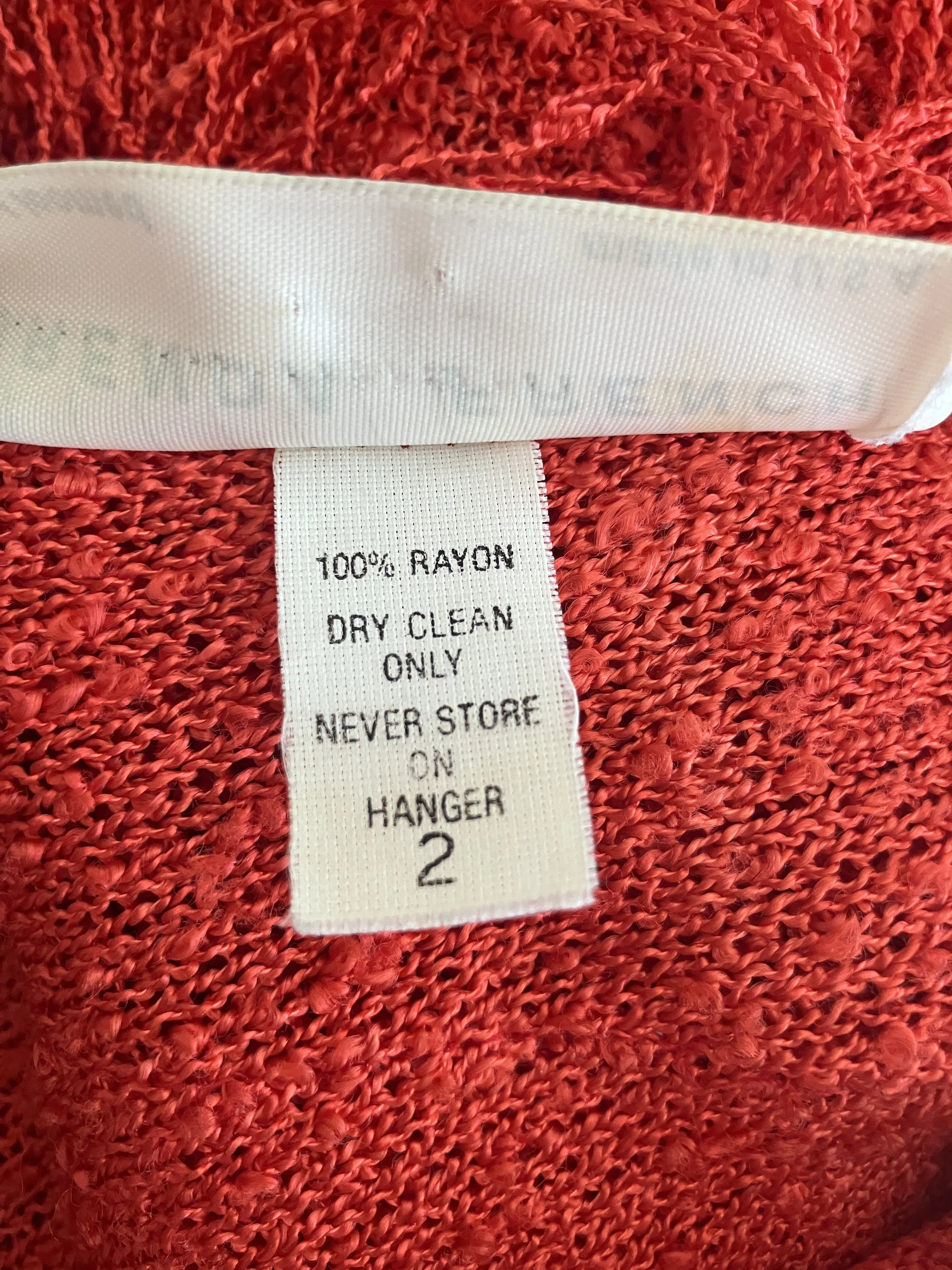 red fringe tag 2.JPG