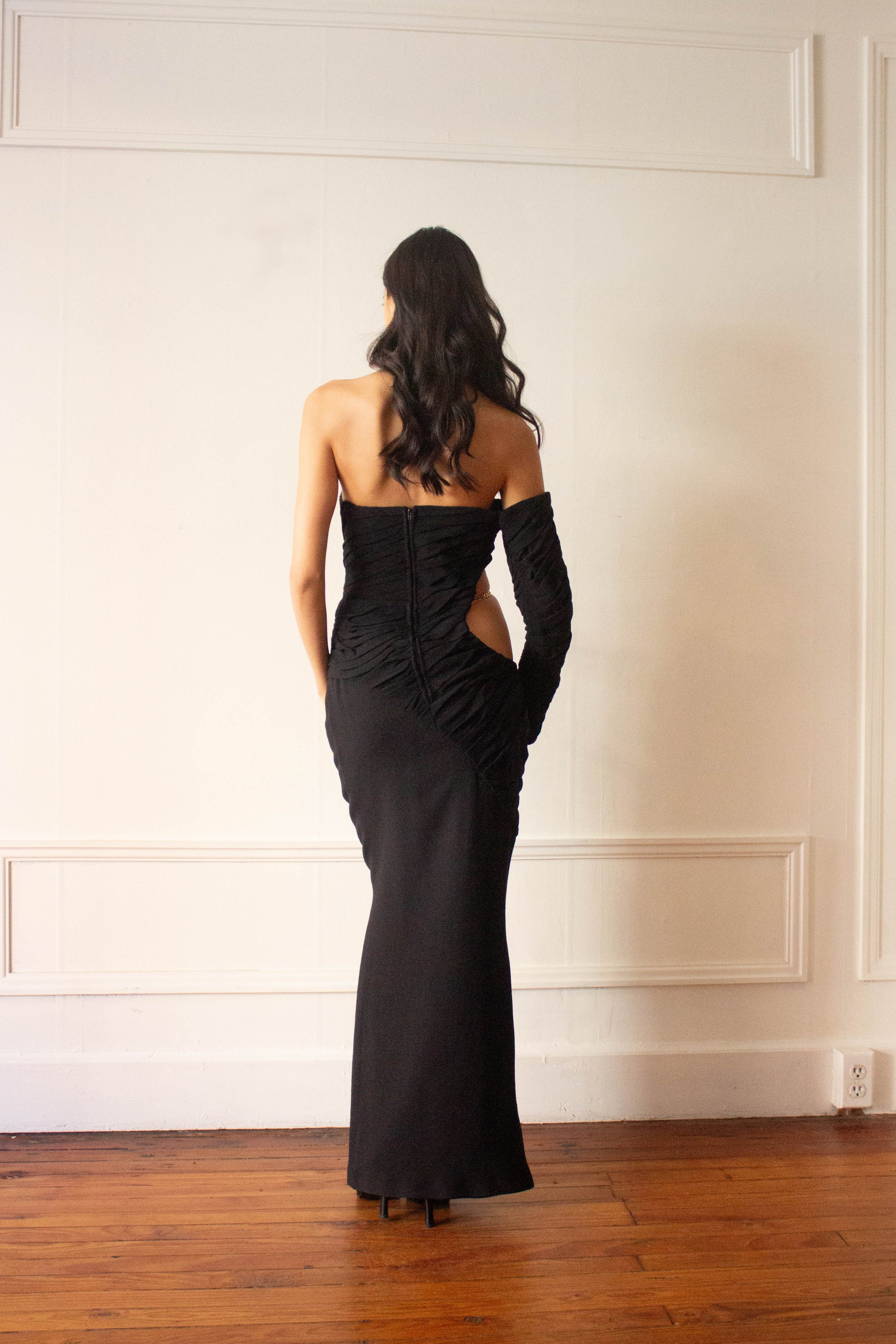 versace dress (7 of 8).jpg