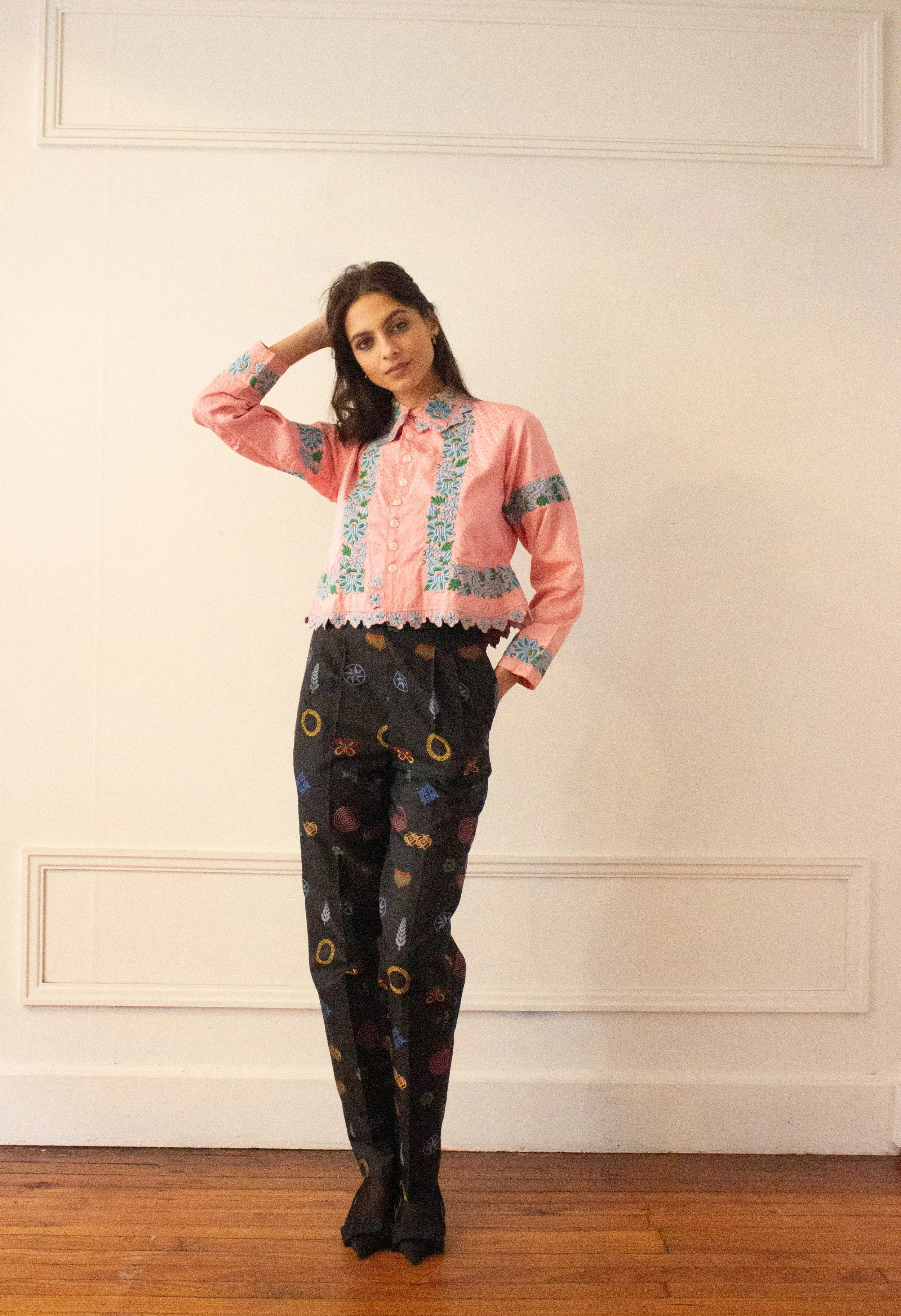 hungarian embroidered blouse (2 of 6).jpg