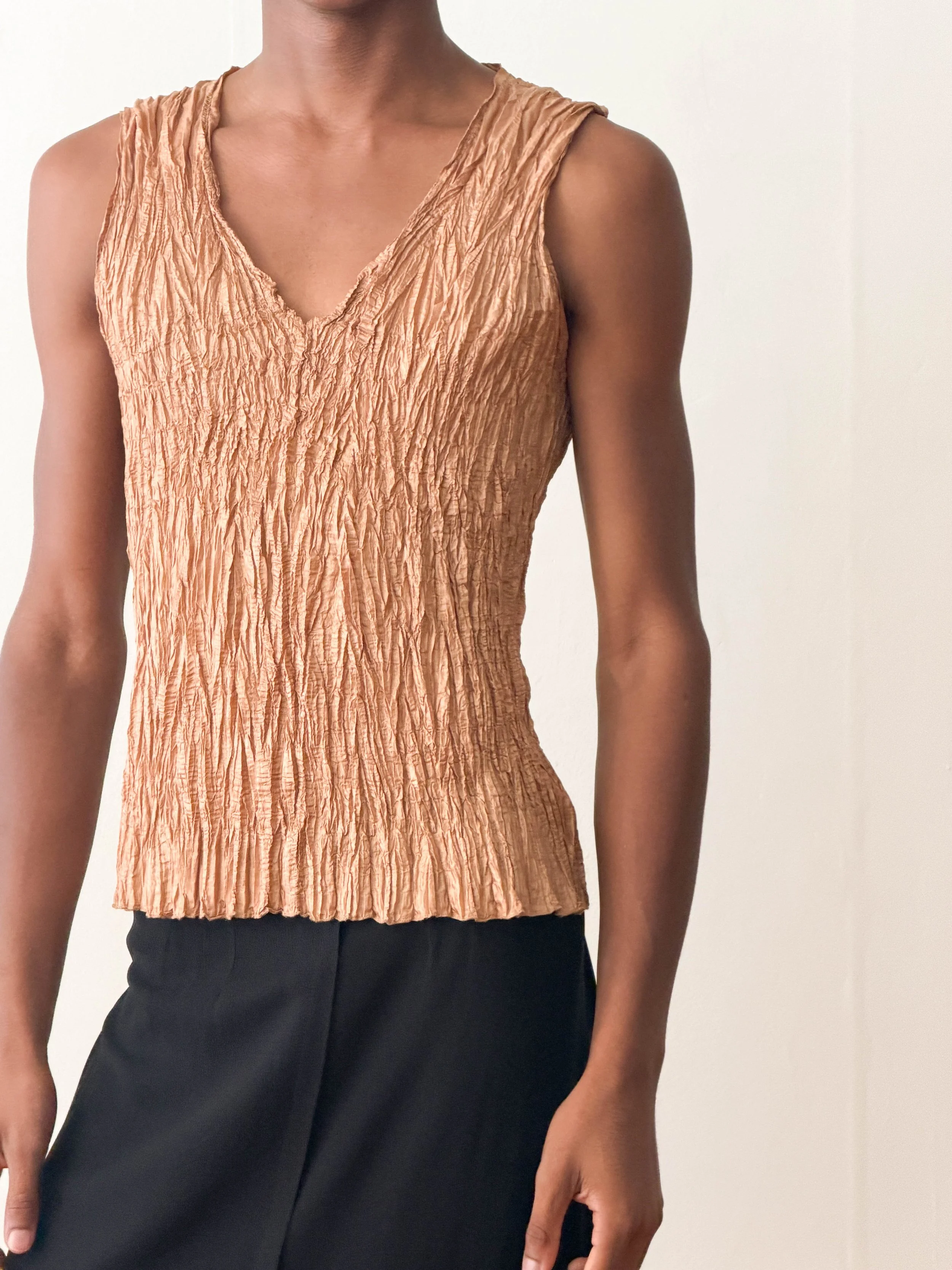 matte jersey top (3 of 8).jpg