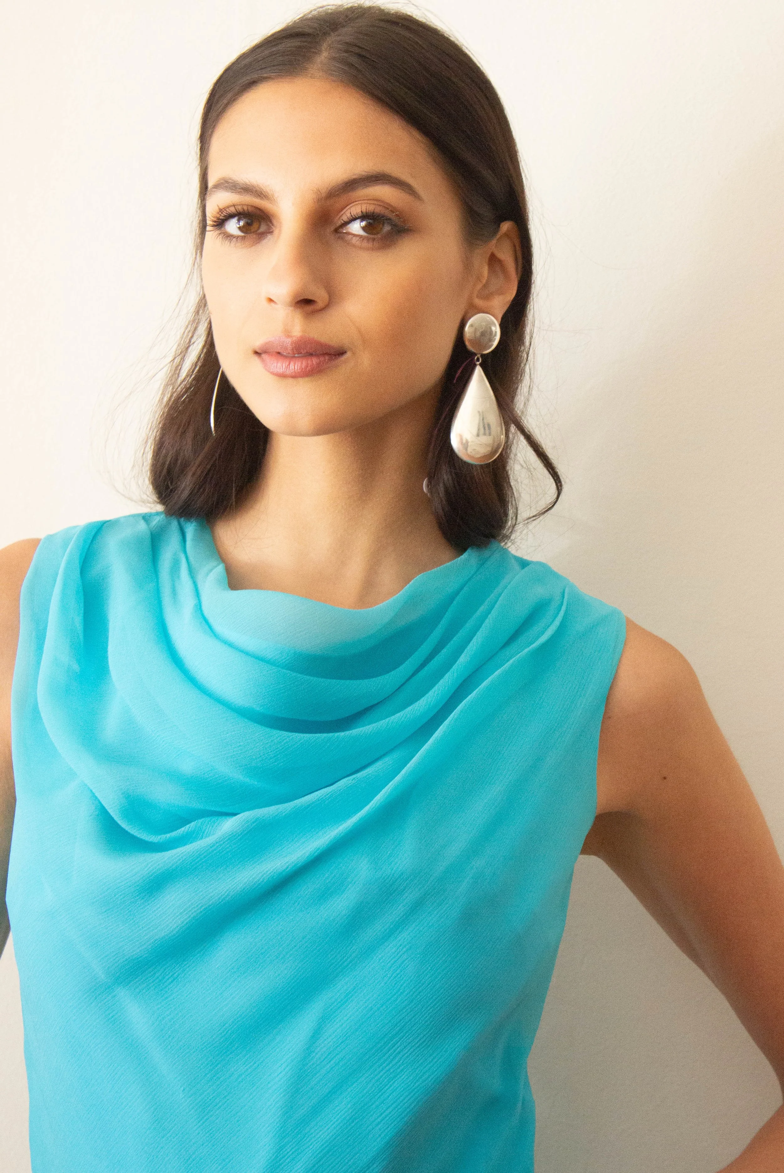 turquoise dress (4 of 6).jpg