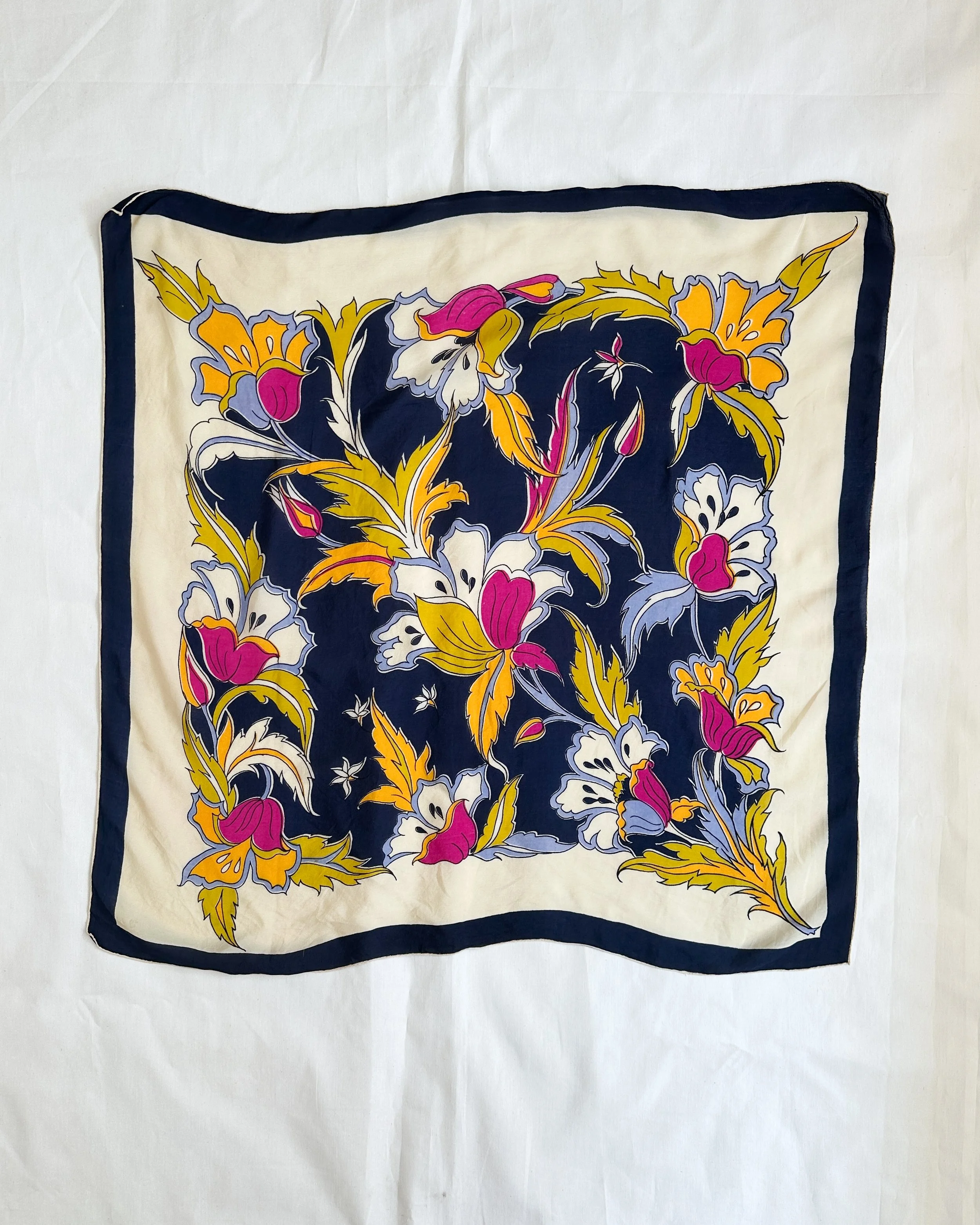silk scarves (24 of 53).jpg