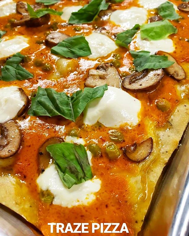 Better come hungry this Saturday cause Traze Pizza is gonna be slinging those delicious slices! .
.
.
@trazenyc #consumata #consumatasonidera #pizza #food #event #music #party #fiesta #madeinbk #bkmade #madeinnyc #tropical #cumbia #fun #band #homemade