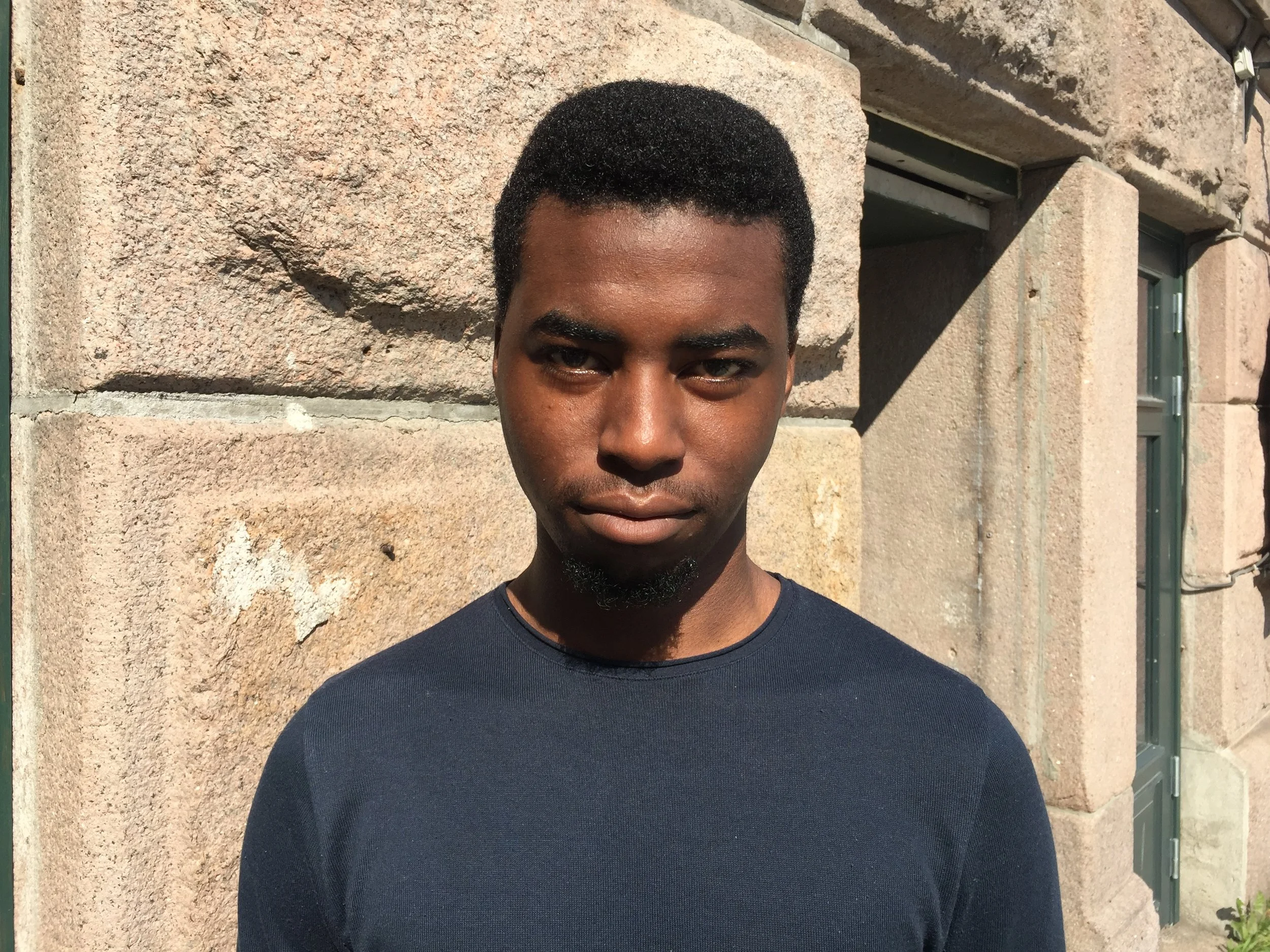 Mohsin Mayambala jobber frivillig i Abloom for å skaffe seg erfaring og noe å ha på CVen.