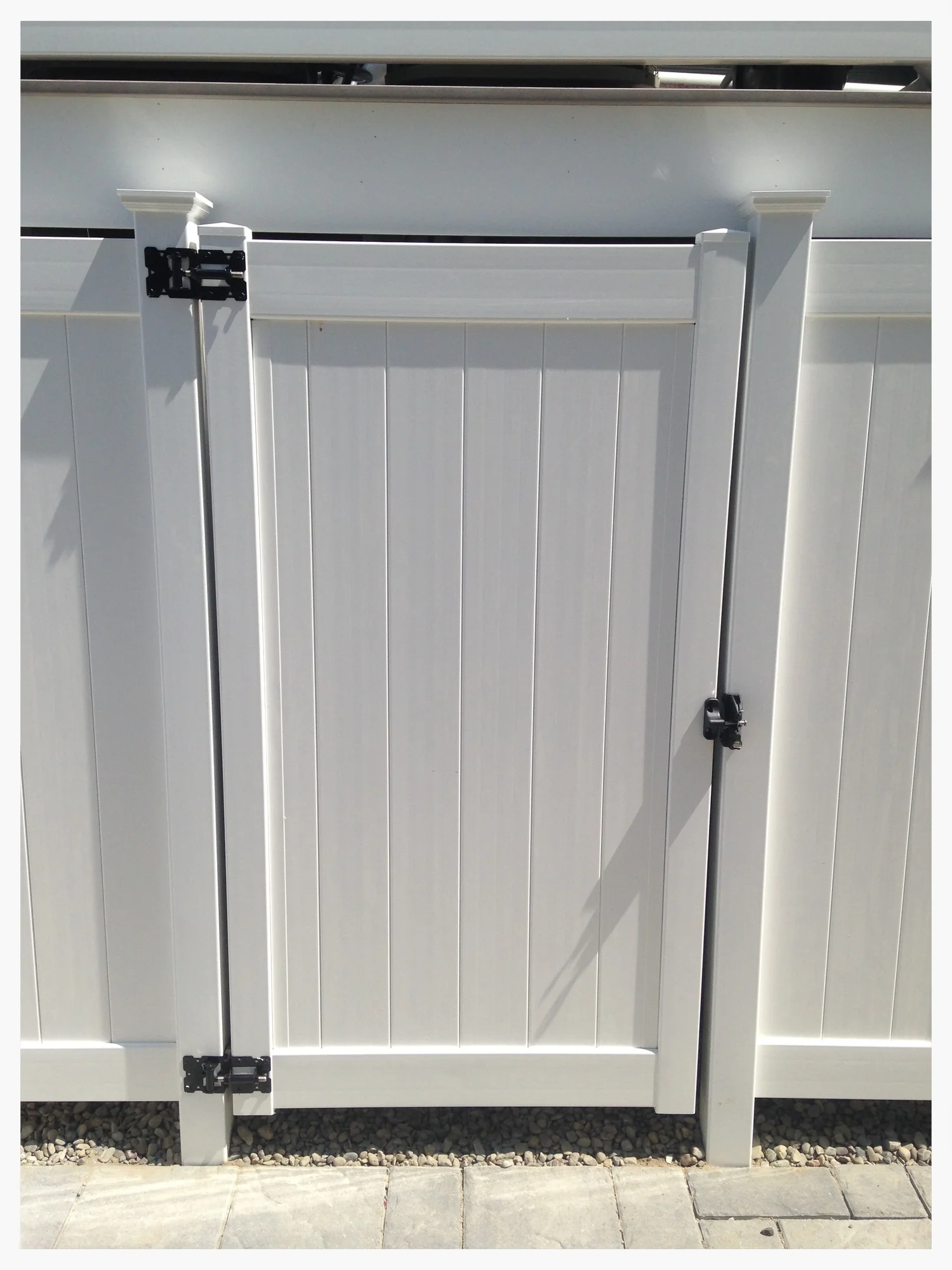 Storage area gate