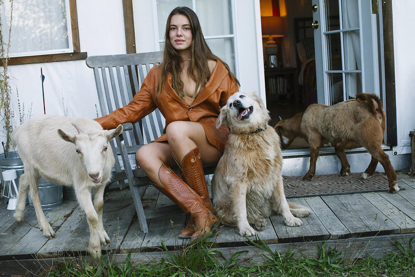 Juliette Loubiere - The LOCALS