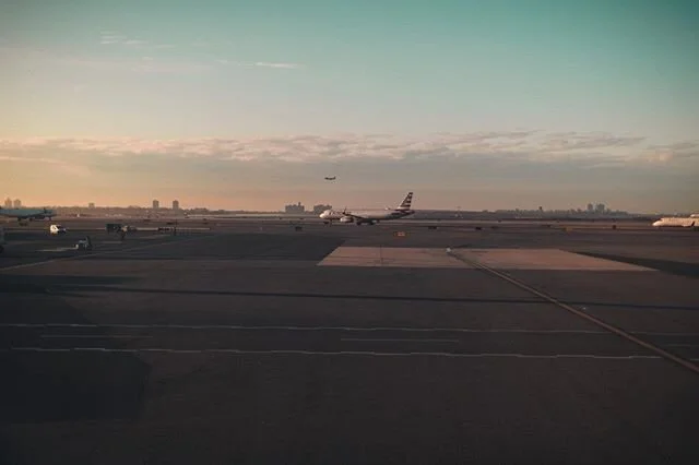 Some runway shots. NYC-&gt;SFO #dailyshot