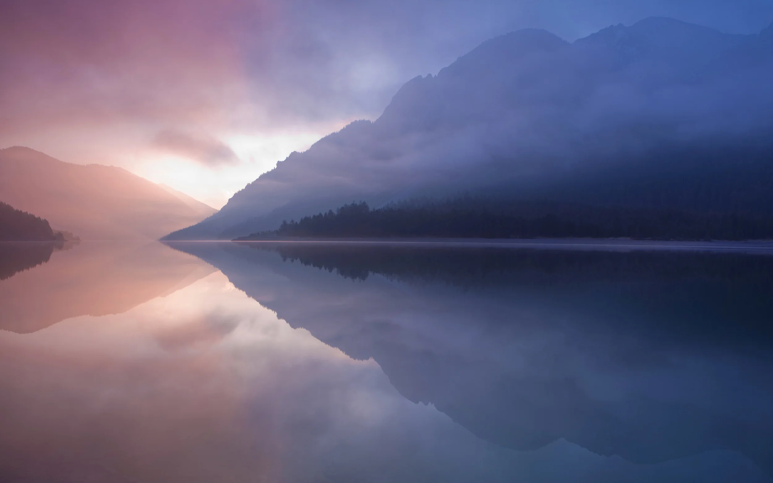 lake_osx_mountain_lion_retina_wallpaper.jpg