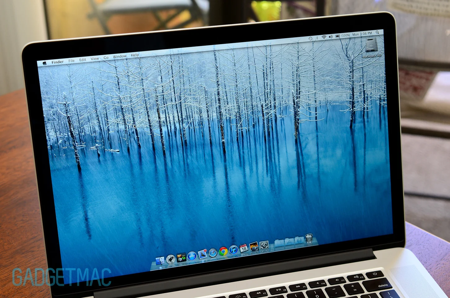 2012_macbook_pro_retina_display_screen.jpg