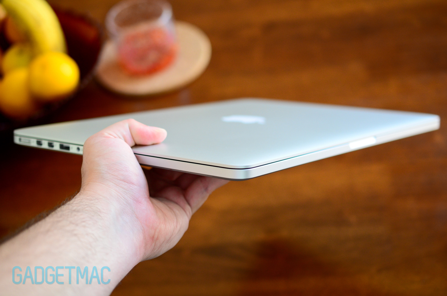 2012_retina_macbook_pro_in_hand.jpg