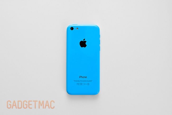 apple_iphone_5c_blue_back_hands_on.jpg