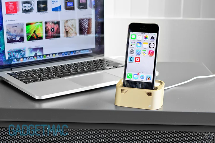 element_case_vapor_dock_au_gold_iphone_5s_lightning_charging_dock_hero.jpg