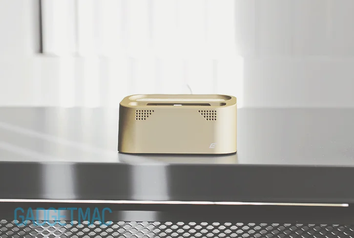 element_case_gold_vapor_dock_au_lightning_iphone_5s_ipod_touch_5_dock.jpg