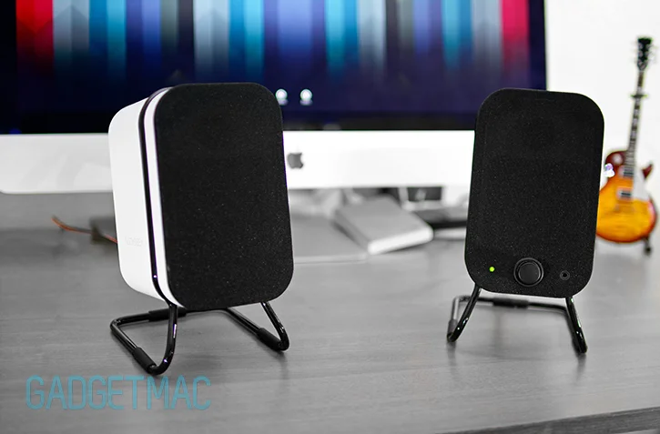 audyssey_wireless_speakers_white_desktop_imac.jpg