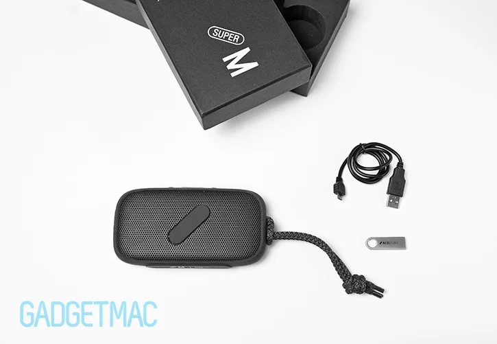 nudeaudio-super-m-speaker-unboxed.jpg