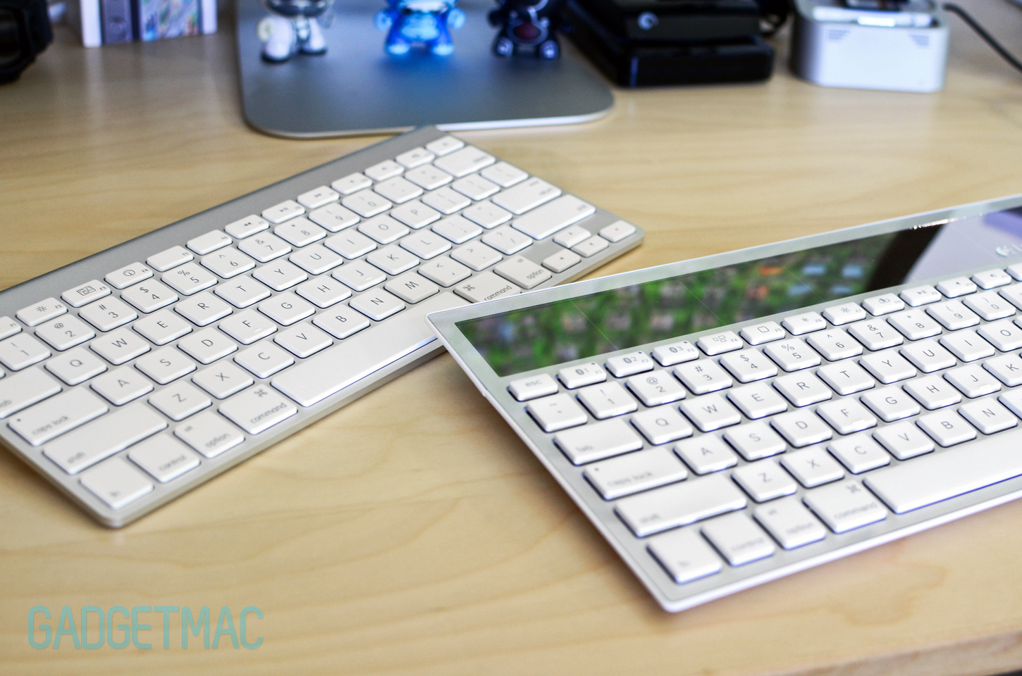 logitech_k760_vs_apple_wireless_keyboard.jpg