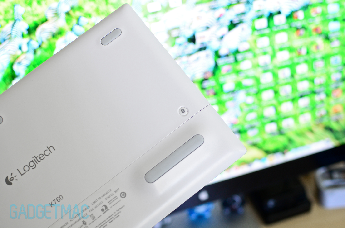 logitech_k760_back.jpg