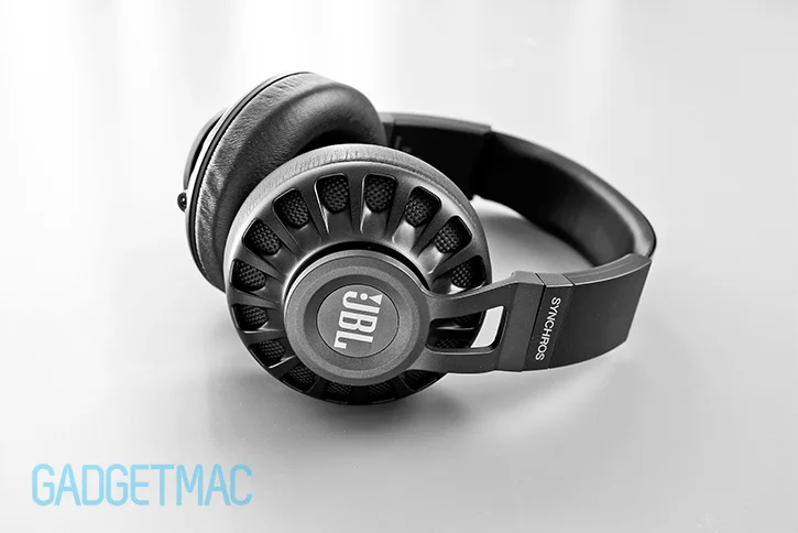 jbl_s700_headphones.jpg